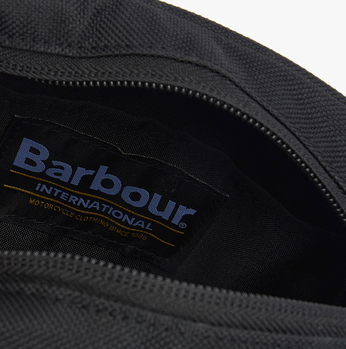 Barbour KNOCKHILL ESSENTIAL Unisex Adults Crossbody Bag Black