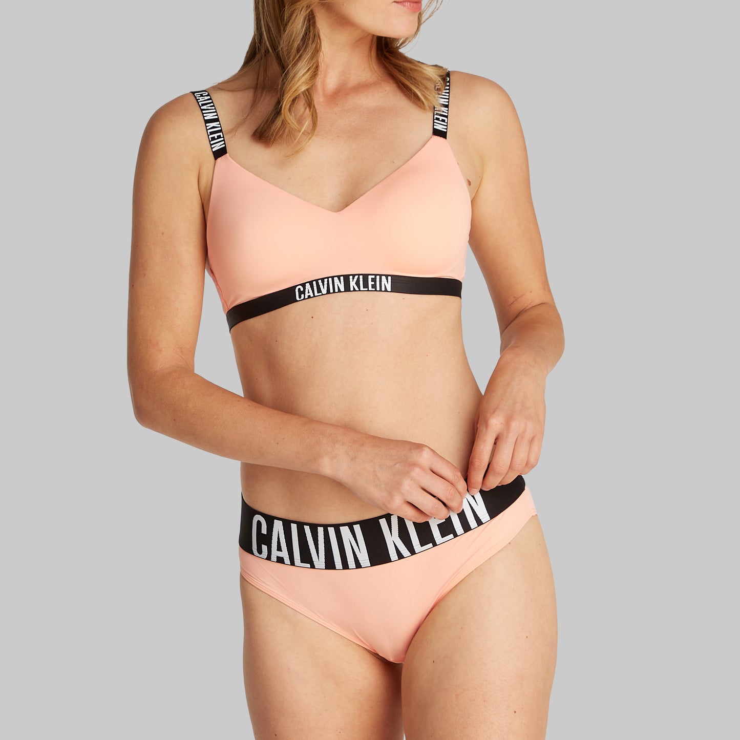 Calvin Klein INTENSE POWER Womens Bralette Papaya Punch