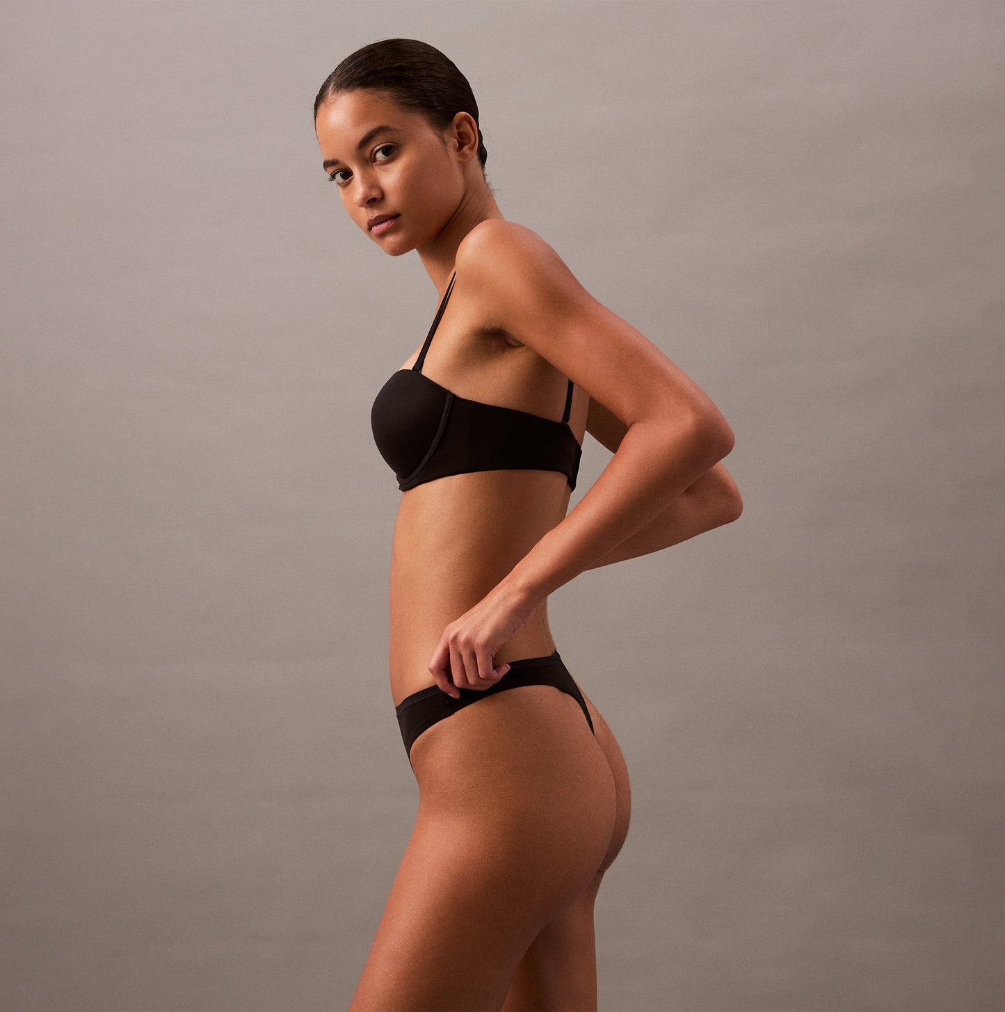 Calvin Klein THONG Womens Perfect Fit Black