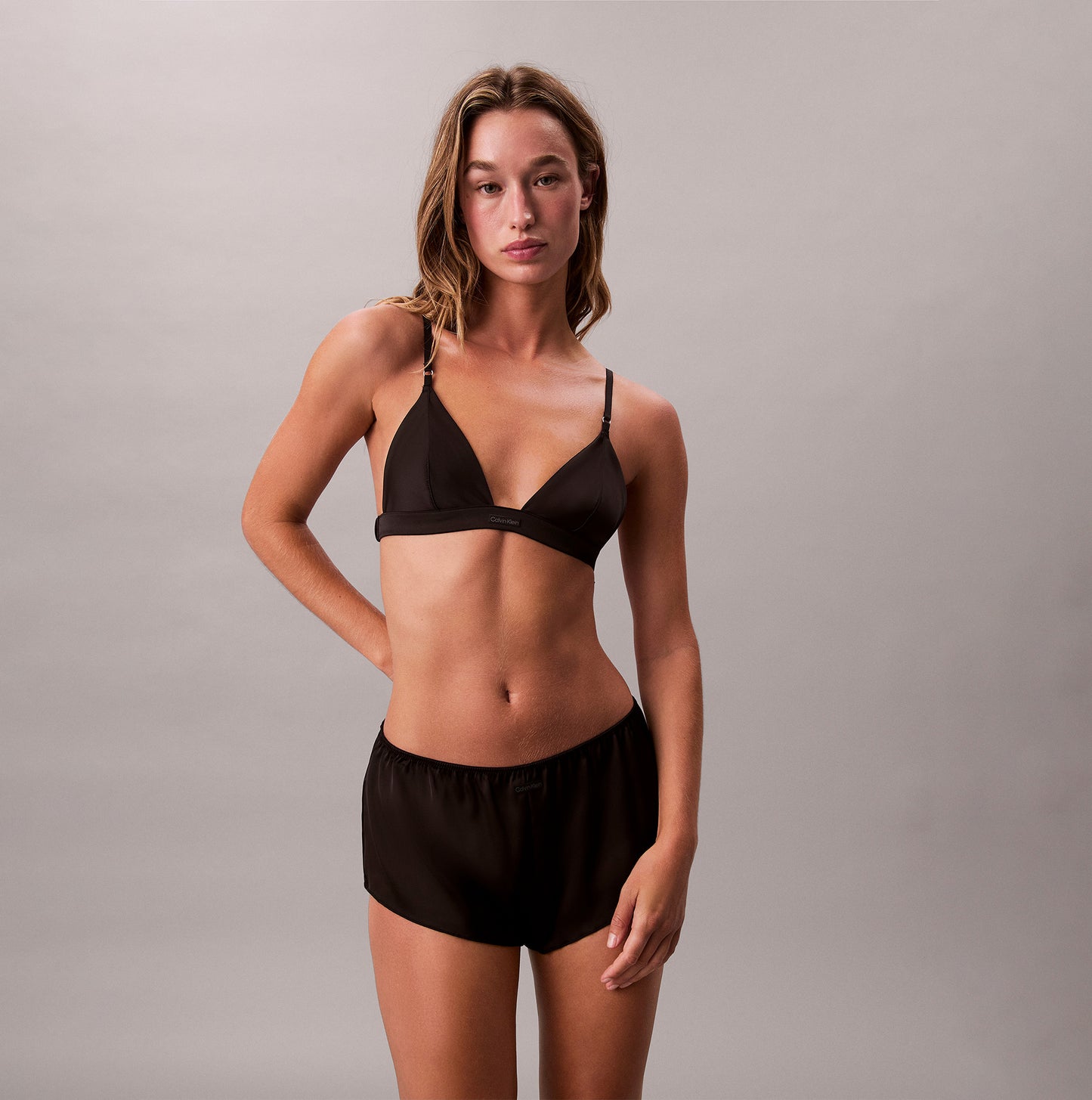 Calvin Klein UNLINED TRIANGLE Womens Black