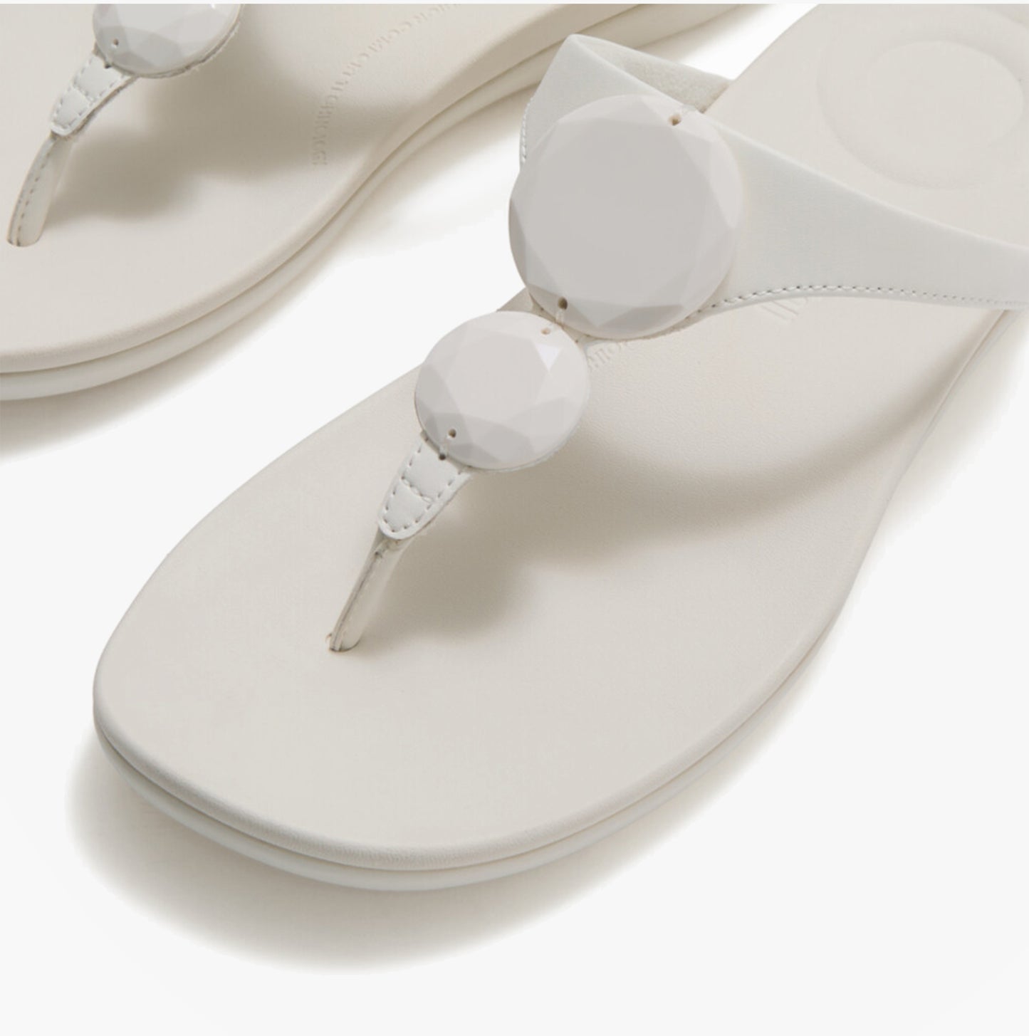 FitFlop SOLAY GLOSSY Womens Flip-flops Cream