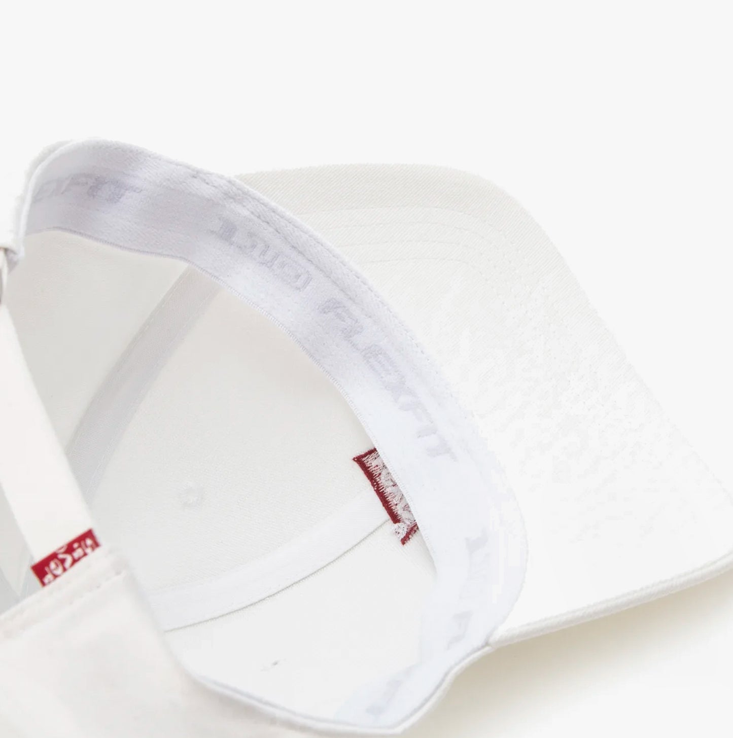 Levi's HOUSEMARK FLEXFIT Mens Cap Regular White