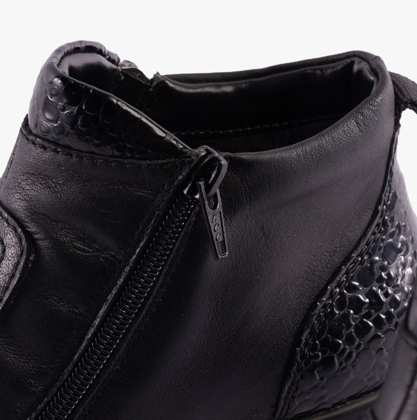 L4861-00 Womens Boots Black