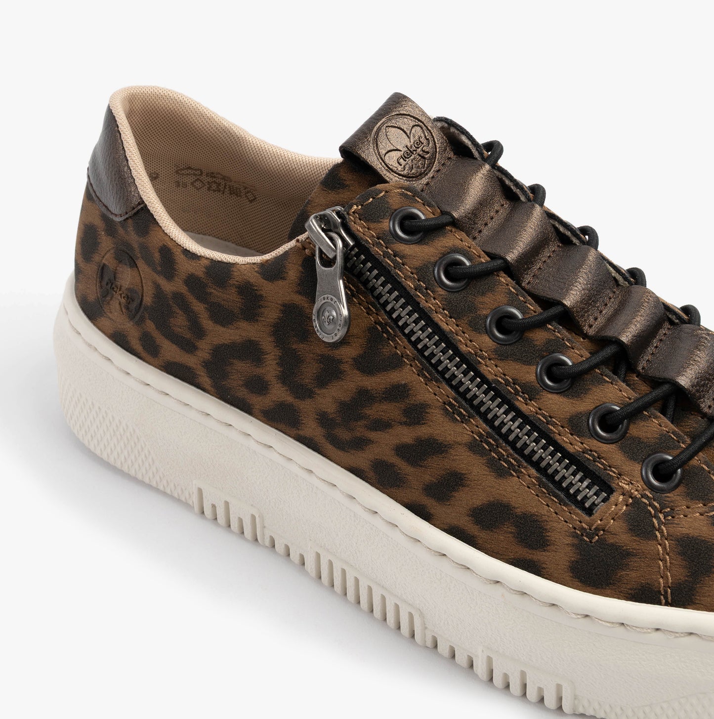 M1953-90 Womens Trainers Multi