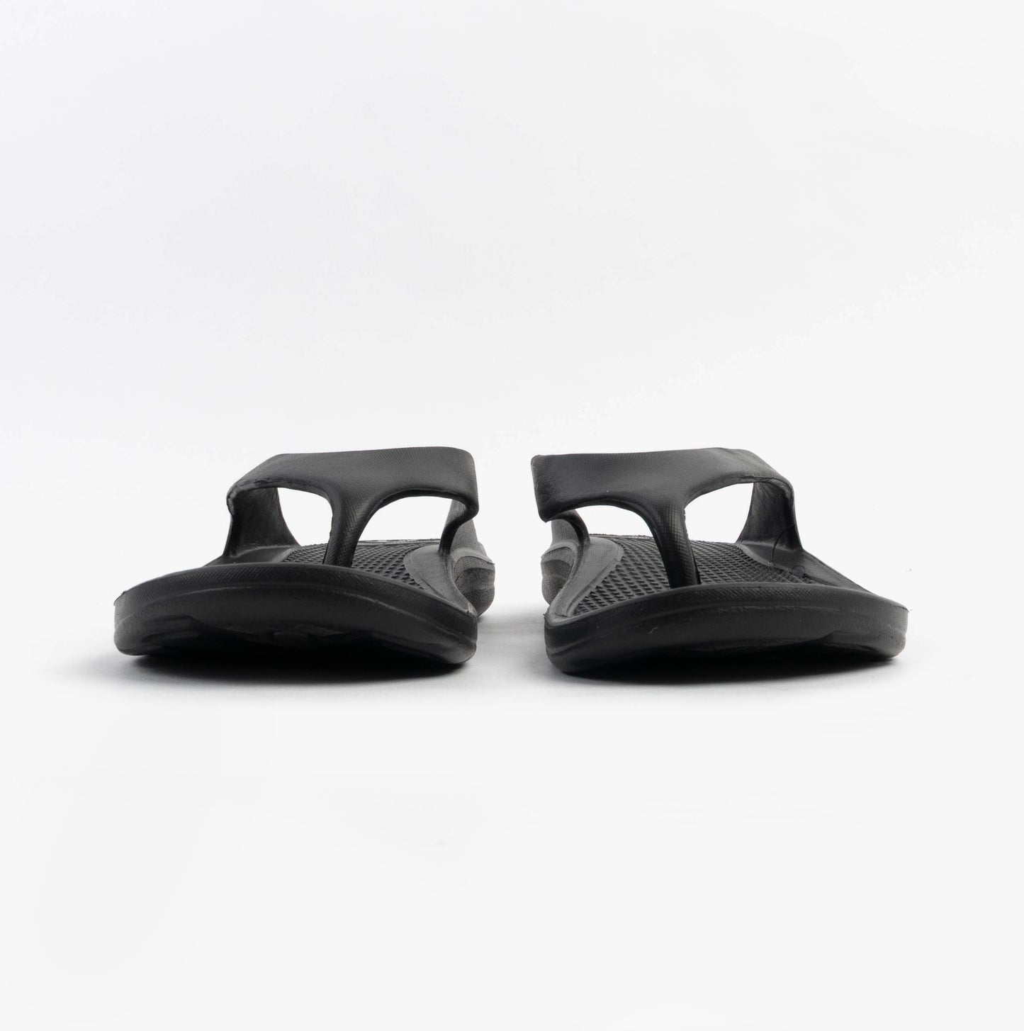 0350FBLK Womens Toe Post Sandals Black