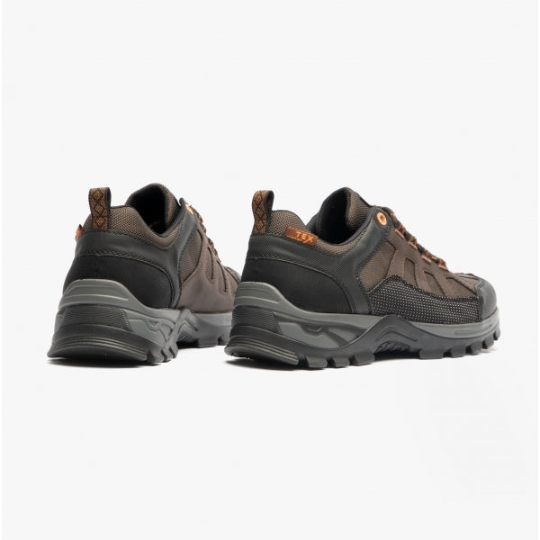 B6810-25 Mens Hiking Shoes Brown