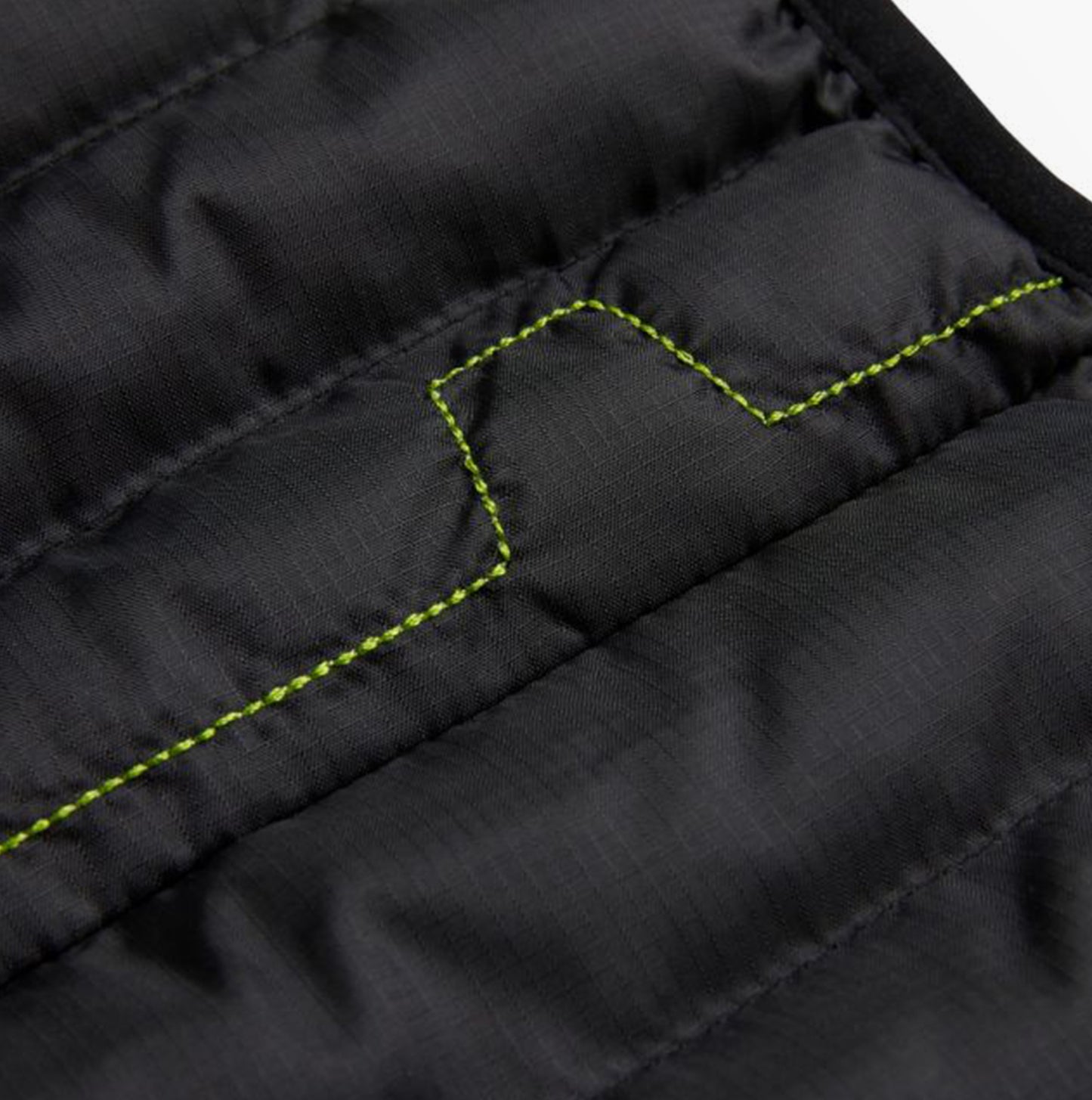 Apache PICTON Mens Gilet Black