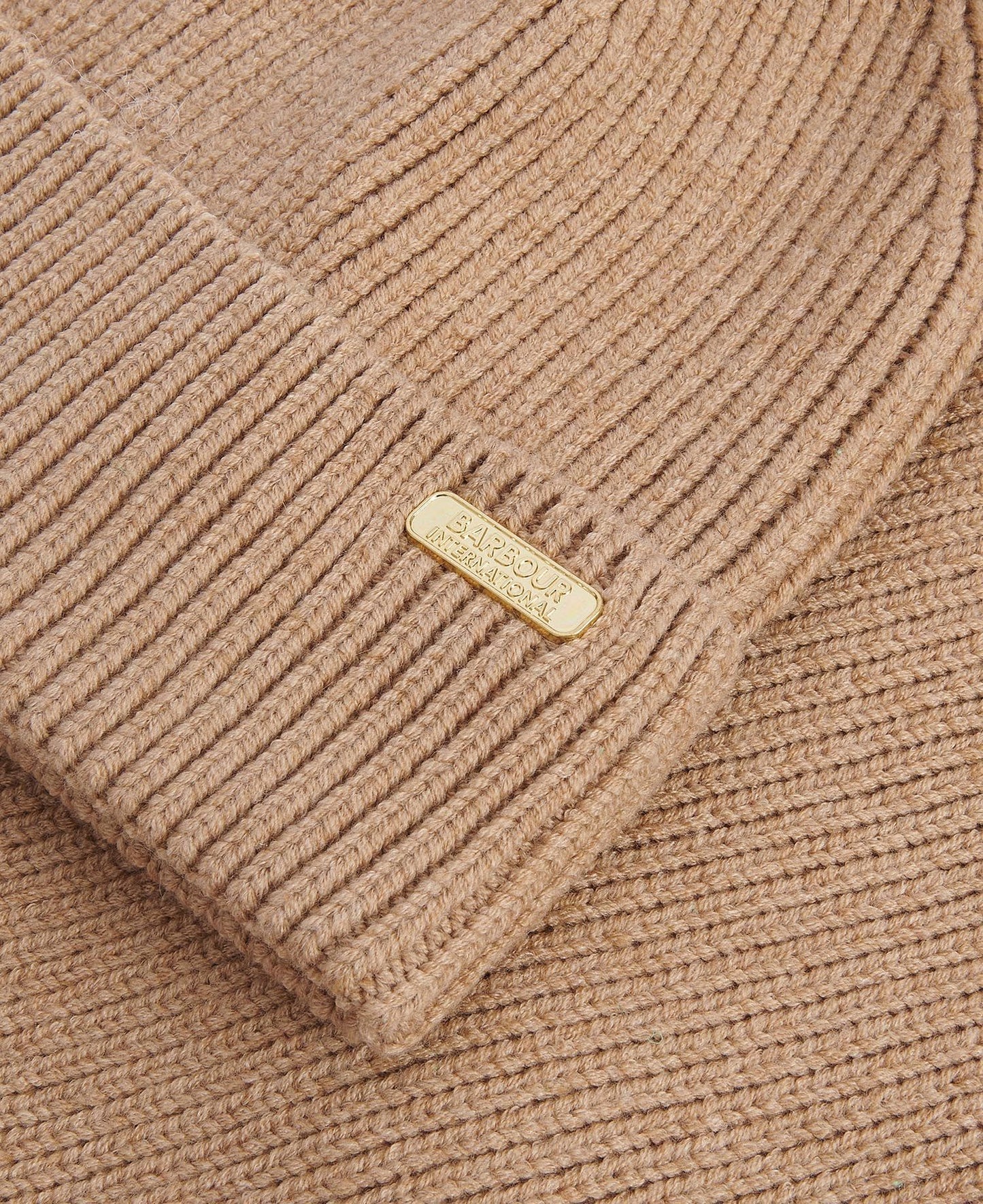 Barbour MALLORY BEANIE AND SCARF Gift Set Womens Light Trench