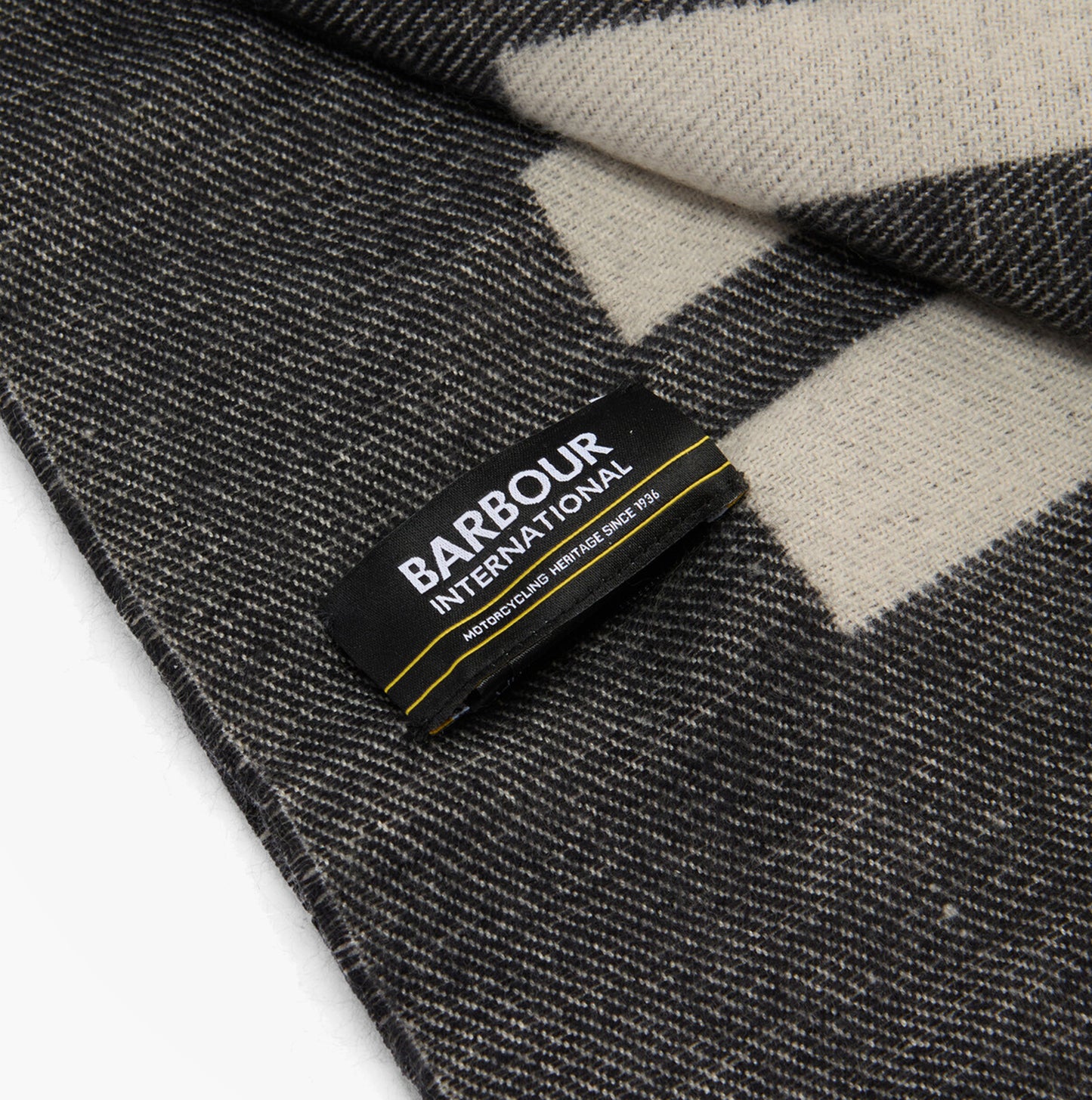 Barbour PENDLE BEANIE & MILLA SCARF Gift Set Womens Black/Jasmine