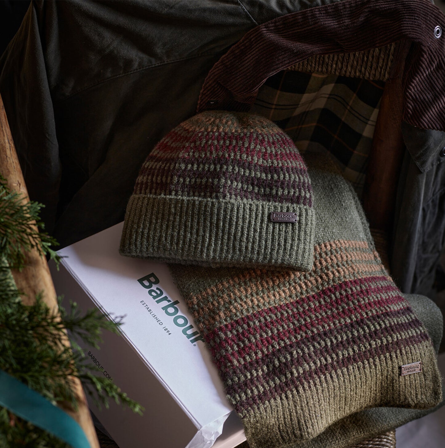 Barbour BRANTON BEANIE & SCARF Gift Set Mens Army Green