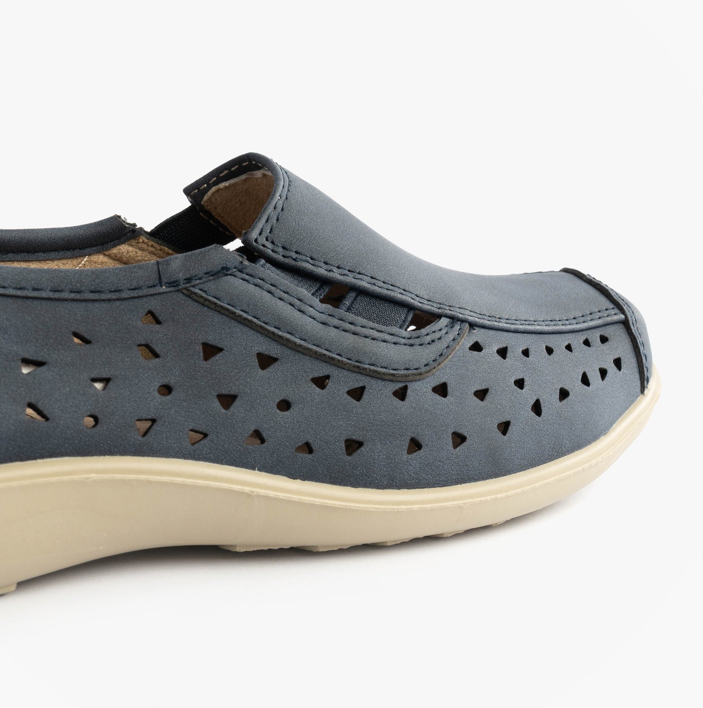Boulevard MARSHA Womens Cut-Out Slip-On Shoes Navy Blue