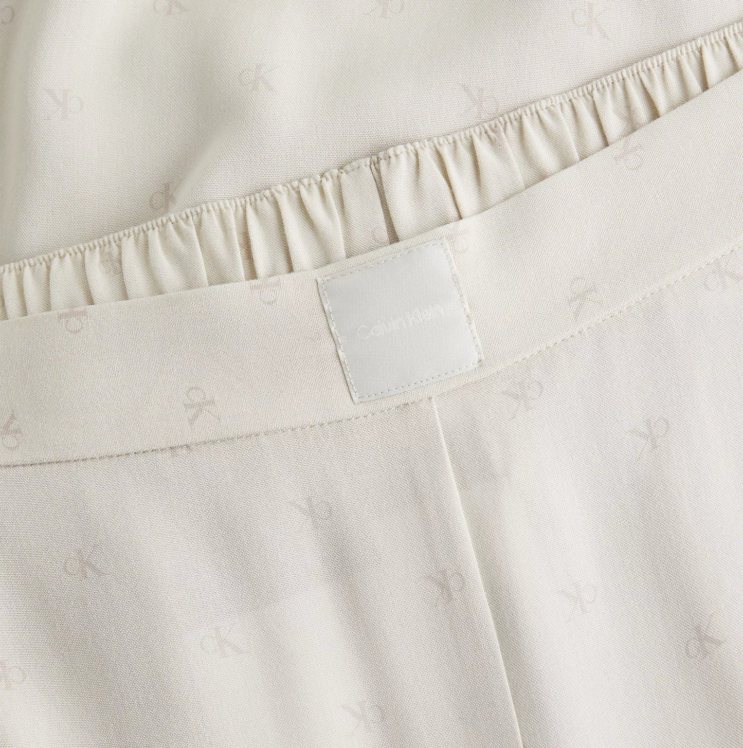 Calvin Klein WOVEN VISCOSE Womens Button Down Pants Set Diamond Logo/Cocoon