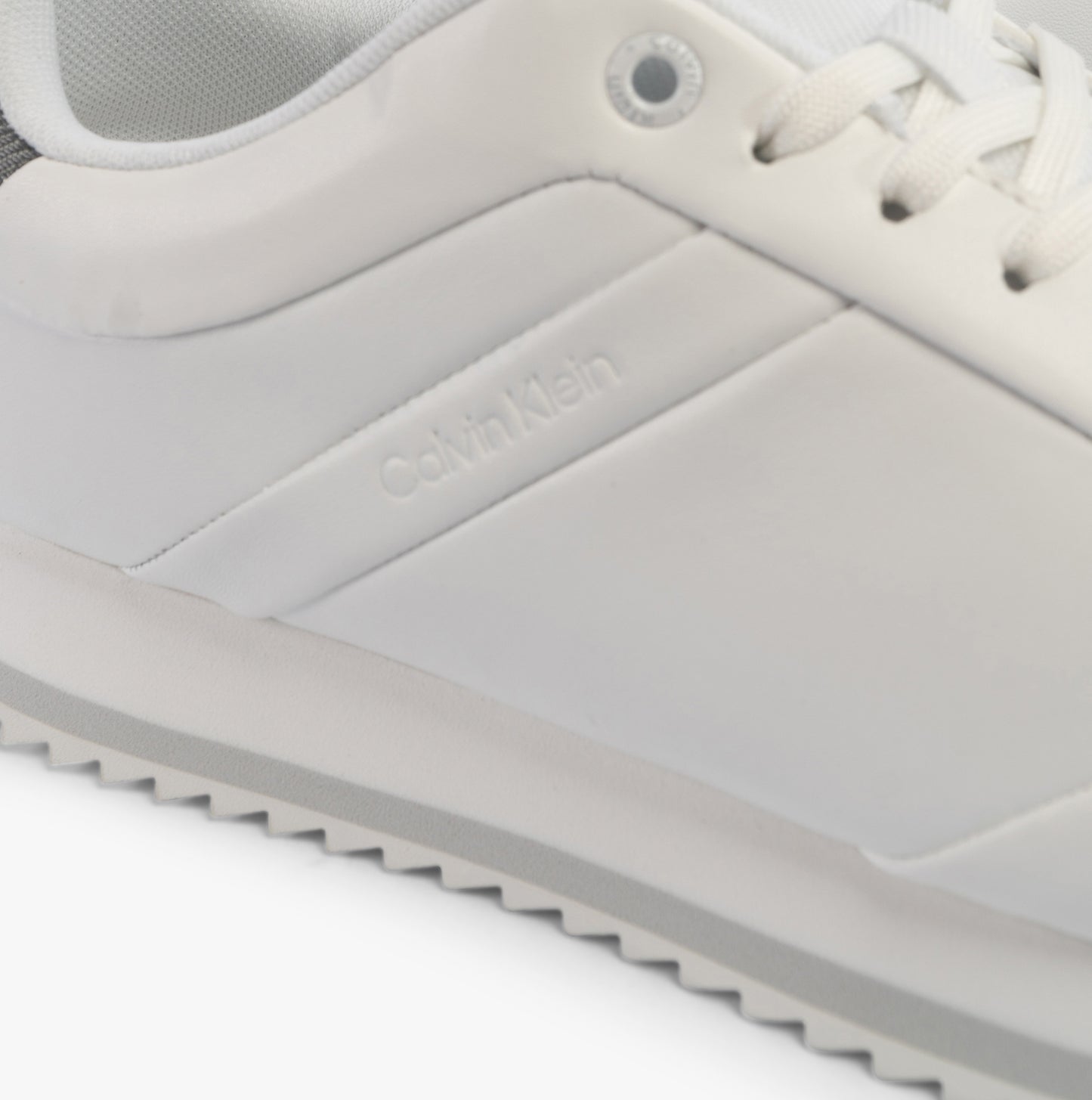 Calvin Klein RUNNER LACE UP Womens Trainers White/Neutral Gray