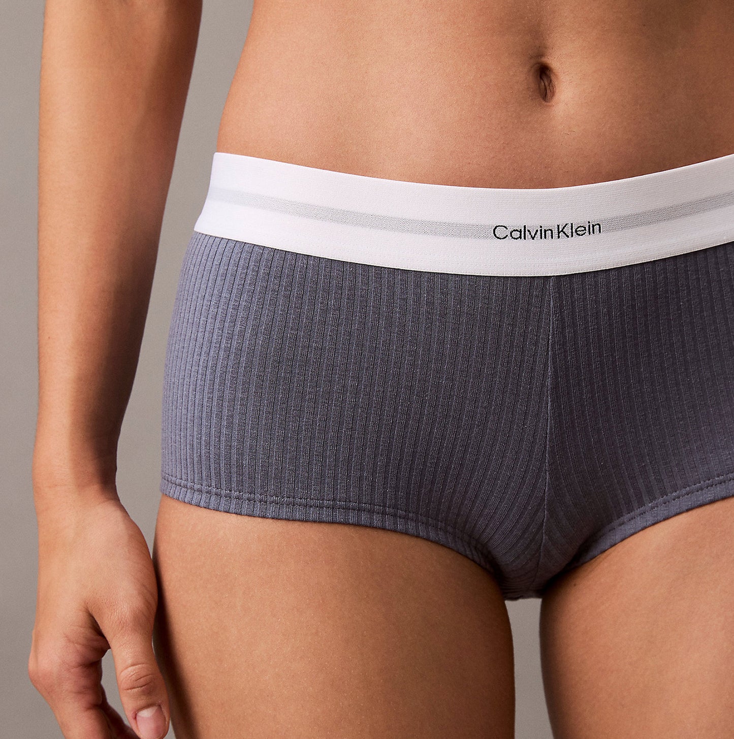 Calvin Klein Womens Hipster Panty BOYSHORTS Grey