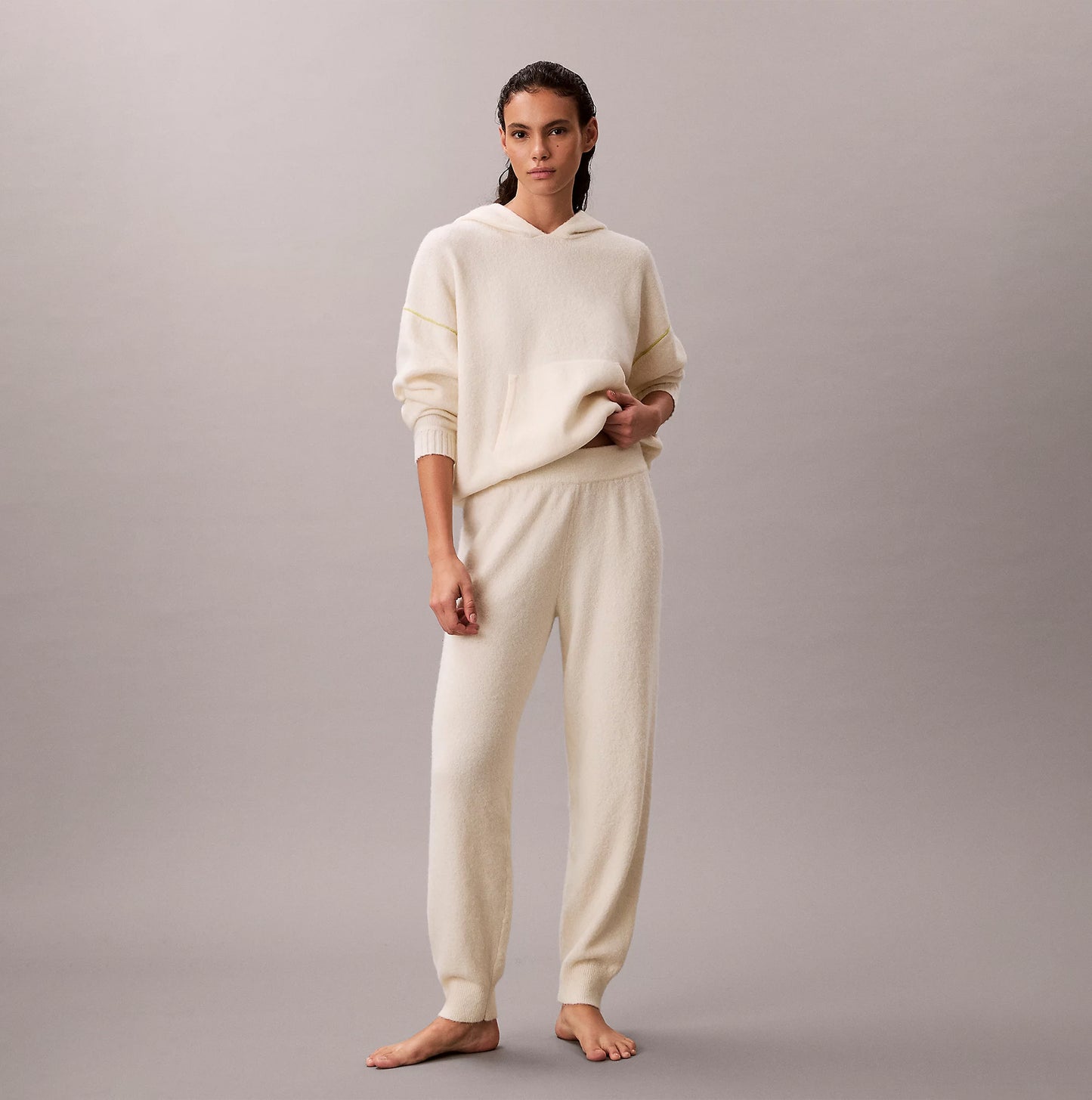 Calvin Klein PLUSH JOGGER. Womens Ivory