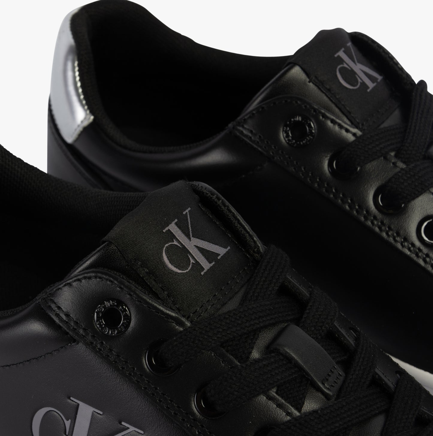 Calvin Klein BOLD VULCANISED FLATFORM Womens Trainers Black/Silver