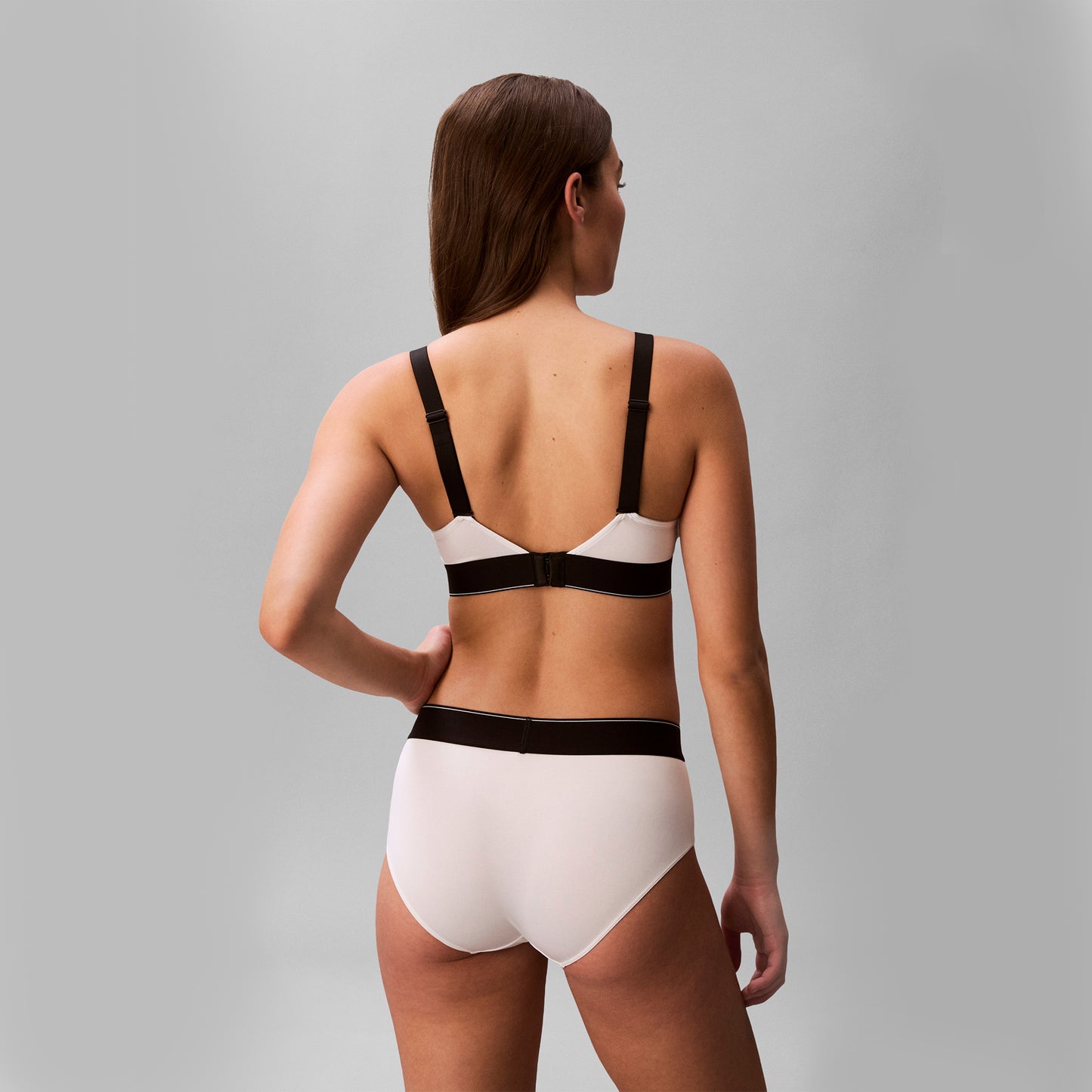Calvin Klein LIGHTLY LINED BRALETTE Womens Bralette White