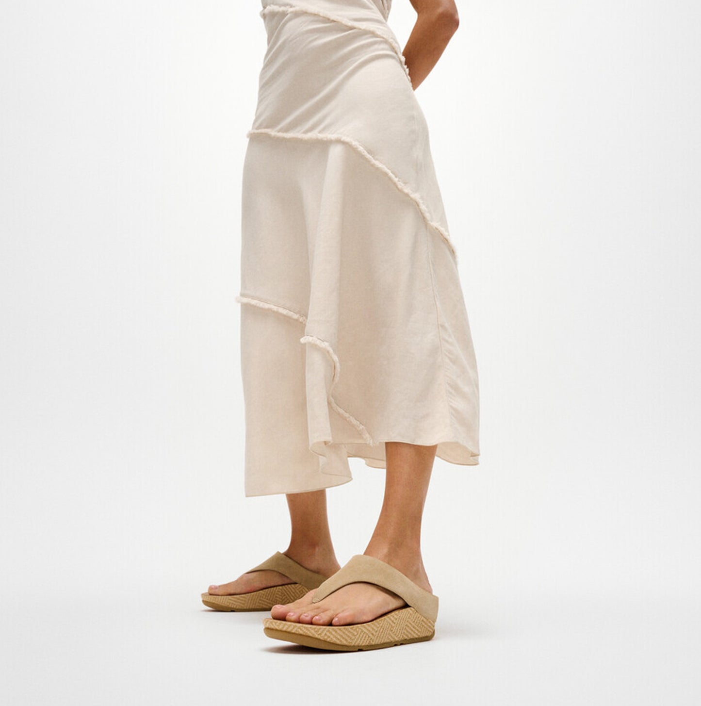 FitFlop LULU LUX GRAPHIC Womens Toe-Post Sandals Cappuccino
