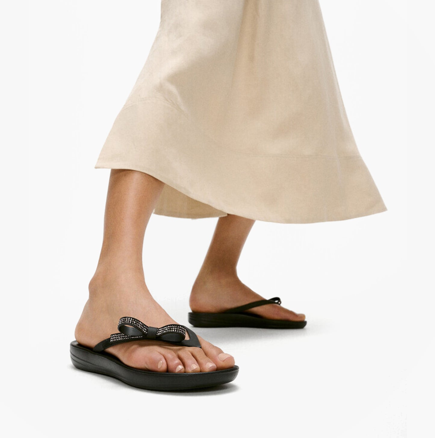 FitFlop iQUSHION GLITZ-BOW Ladies Flip Flops Black