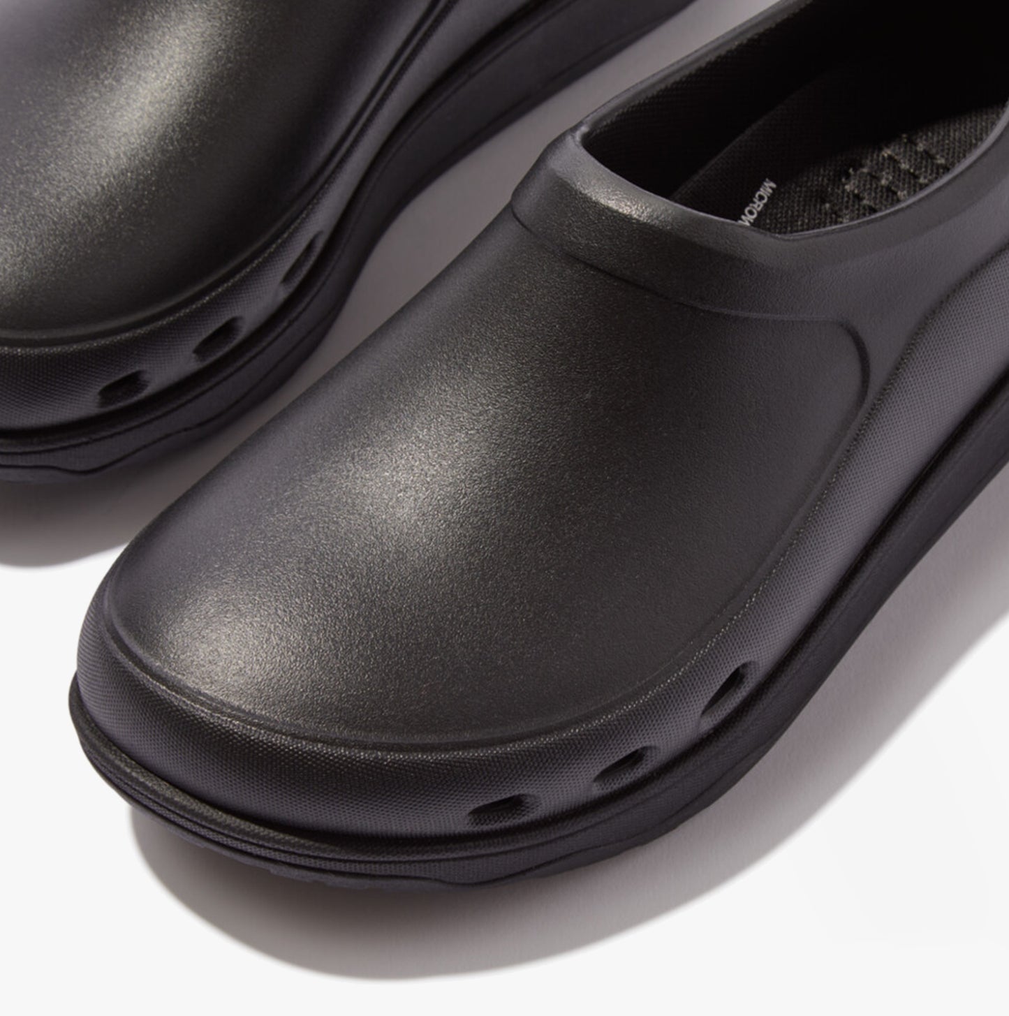 WORK HIGH-PERFORMACE Womens Clogs All Black