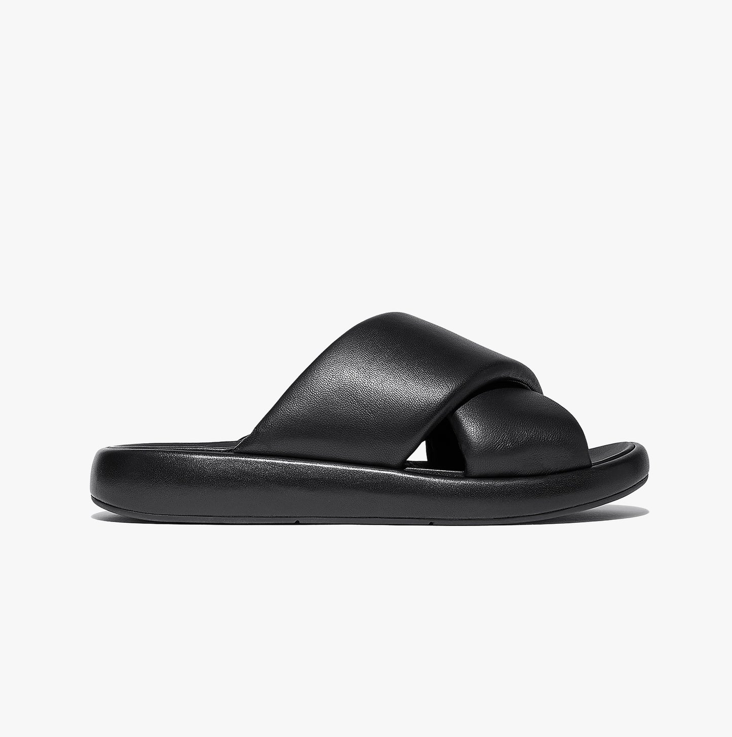 iQUSHION D-LUXE Womens Slides All Black
