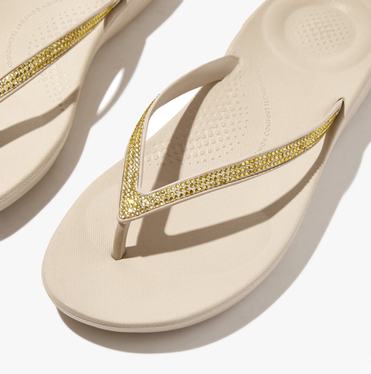 IQUSHION SPARKLE Womens Flip Flops Stone Beige