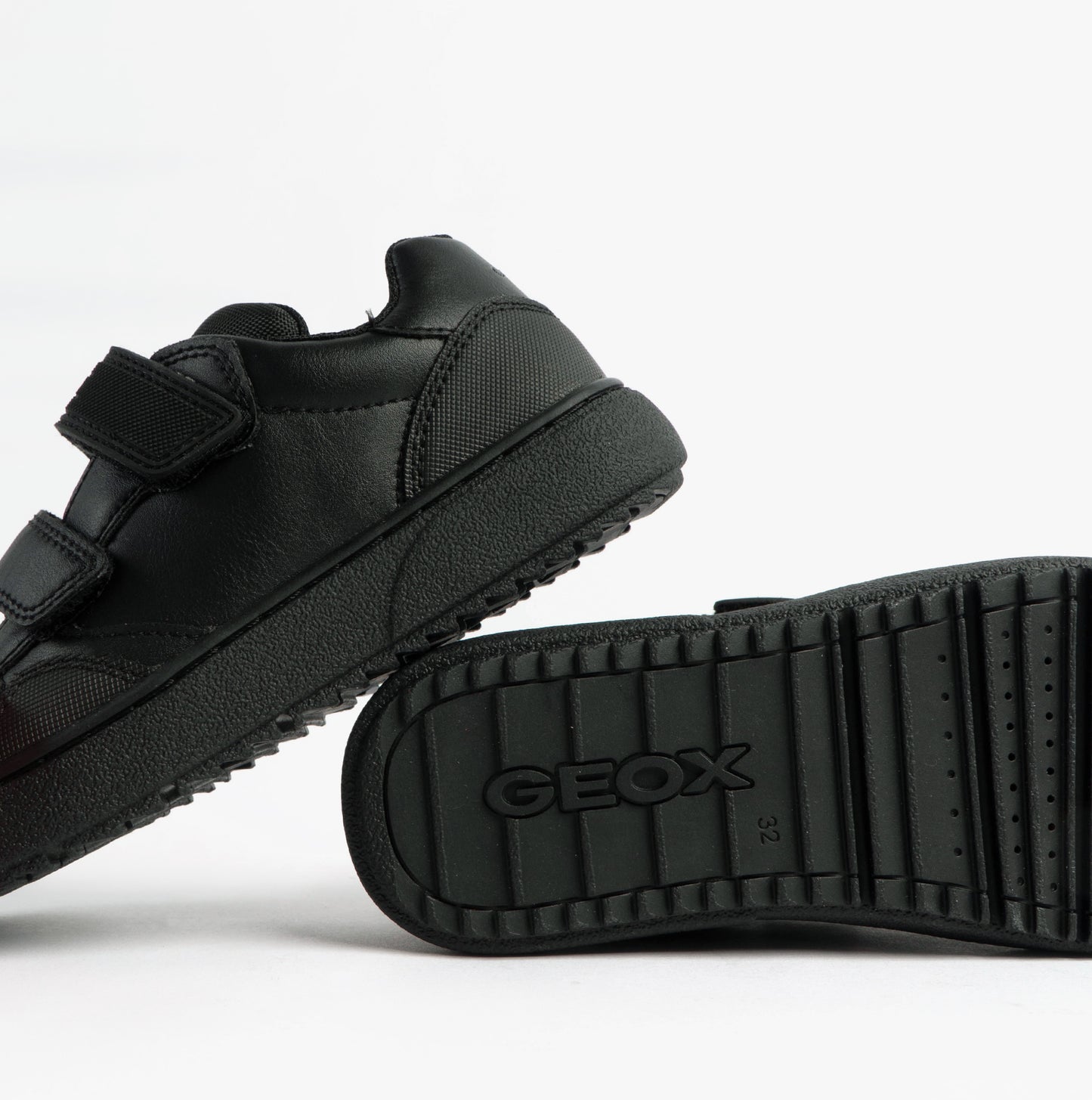 J THELEVEN BOY Unisex Kids Black