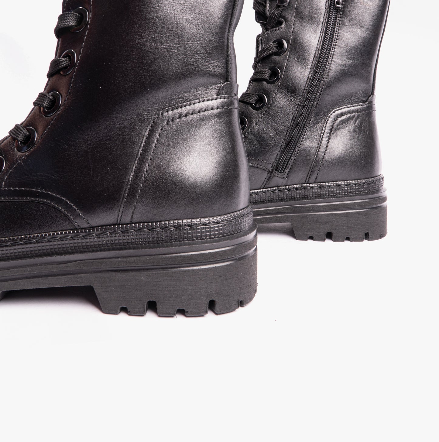 GENOA Womens Ankle Boots Black