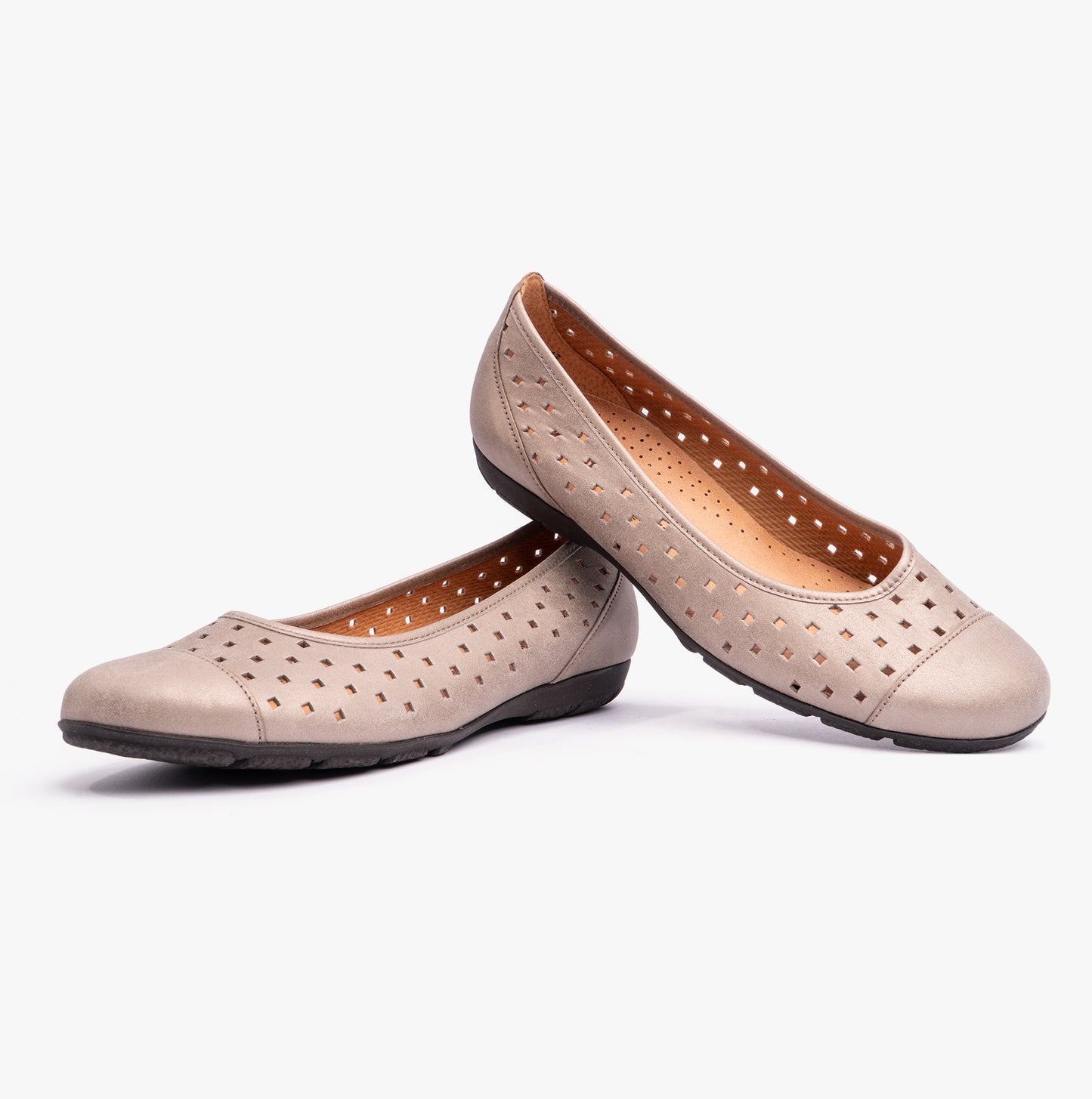 RUFFLE Womens Shoes Light Gold