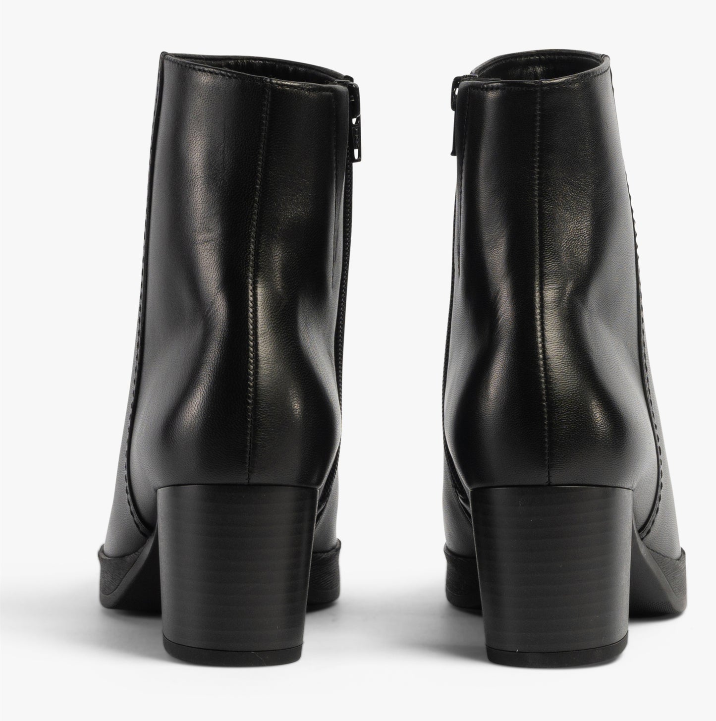 ESSENTIAL Womens Ankle Boots Black