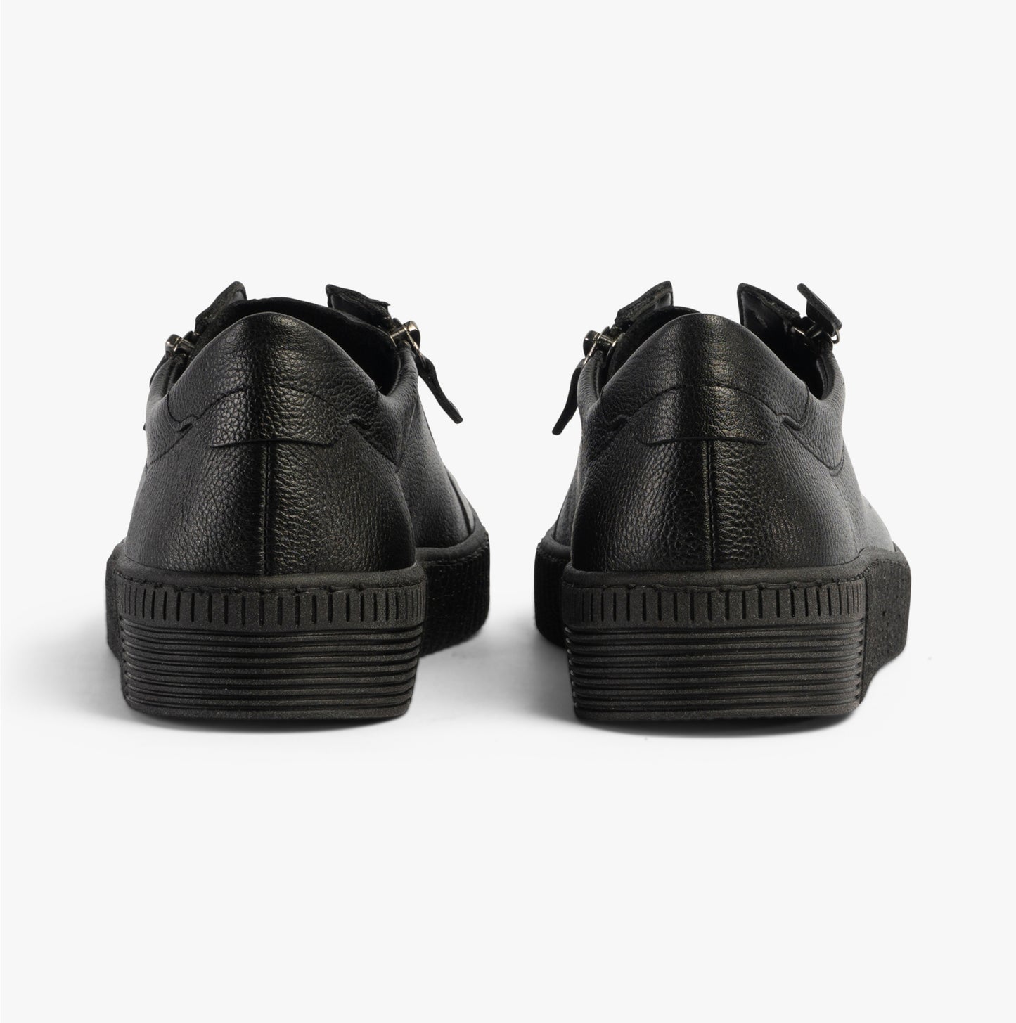 WISDOM Womens Trainers Black