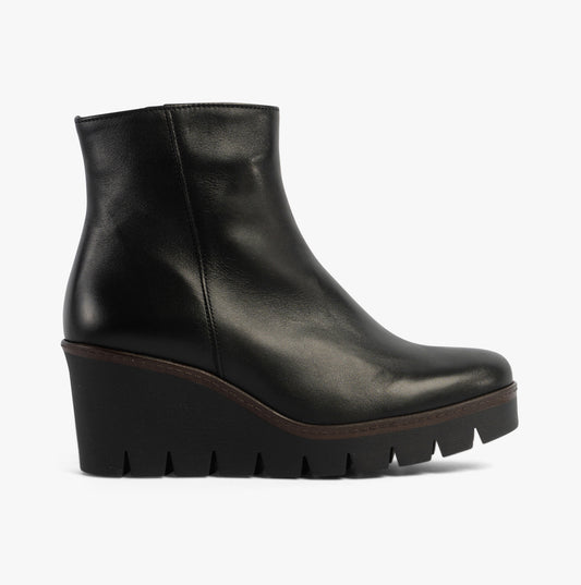 UTOPIA Womens Ankle Boots Black