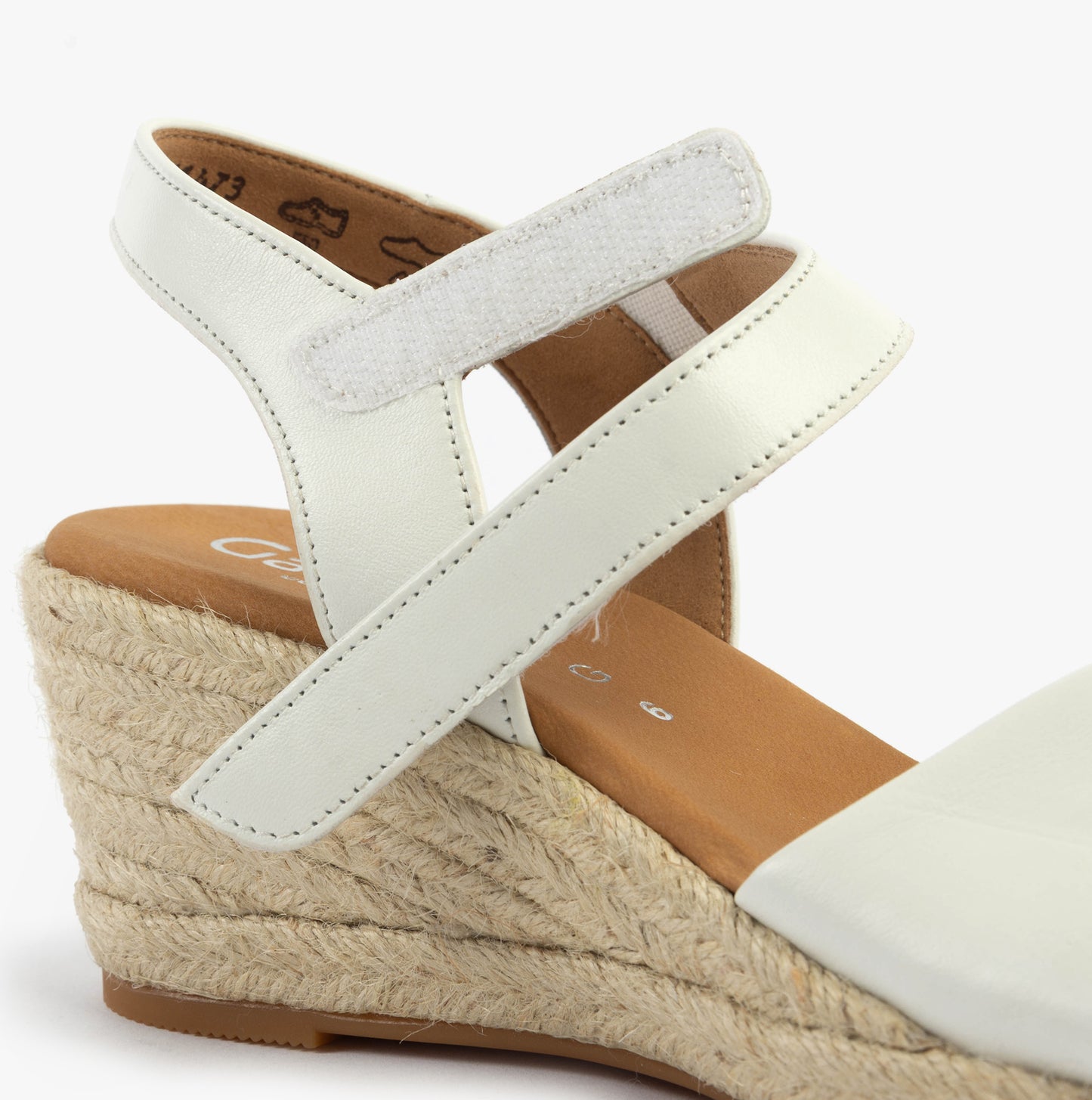 MOON Womens Sandals White
