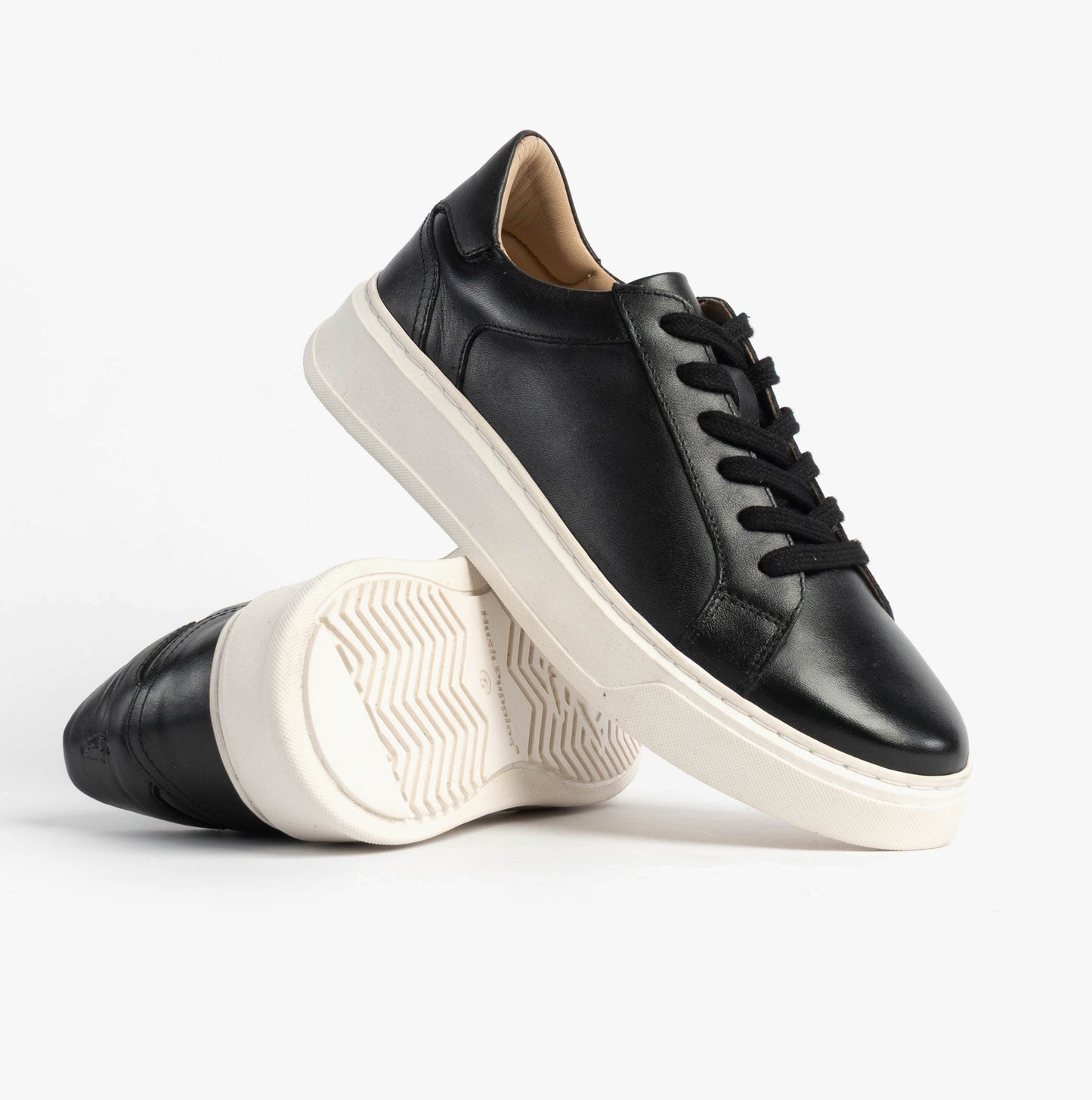 Hush Puppies CAMILLE Womens Trainers Black