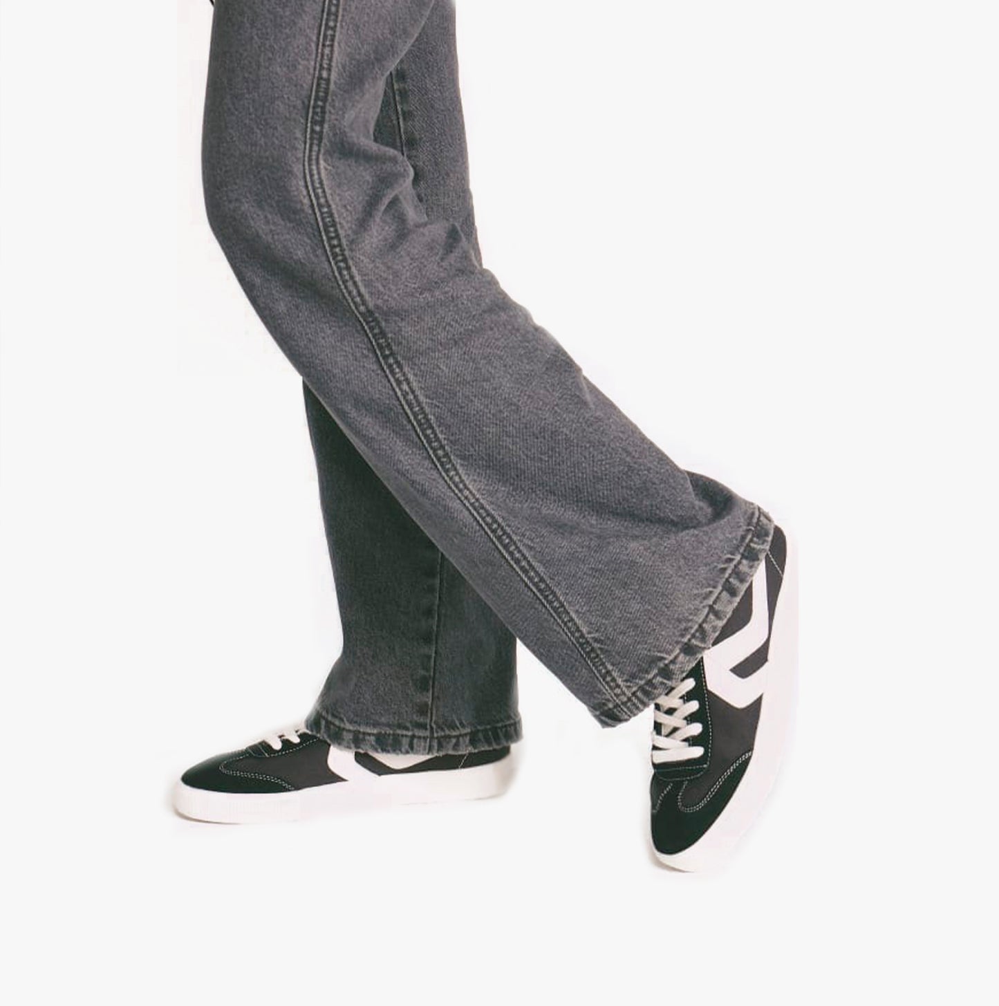 SNEAK S Womens Trainers Regular Black