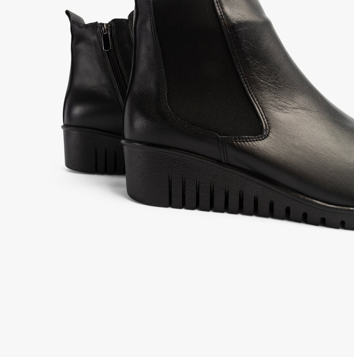 Lotus DRESDEN Womens Boots Black