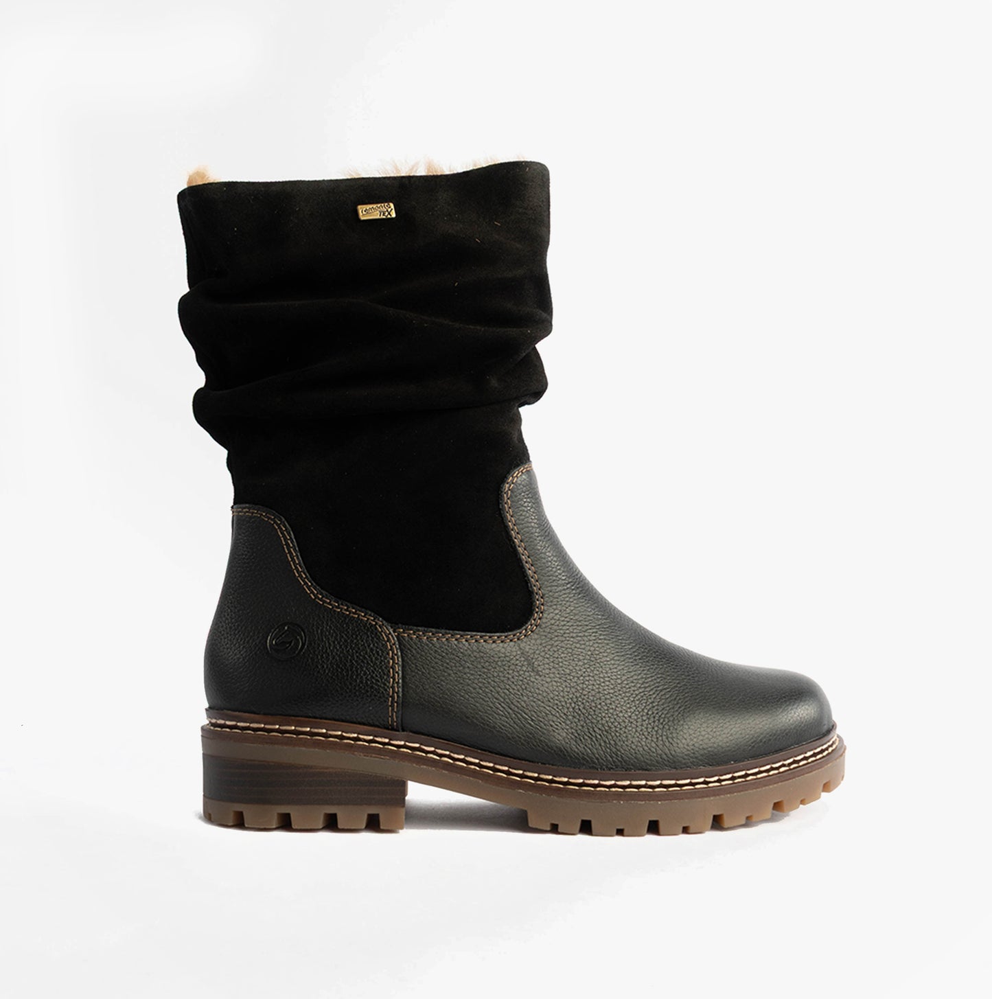 D0B80-00 Womes Side Zip Ankle Boots Black