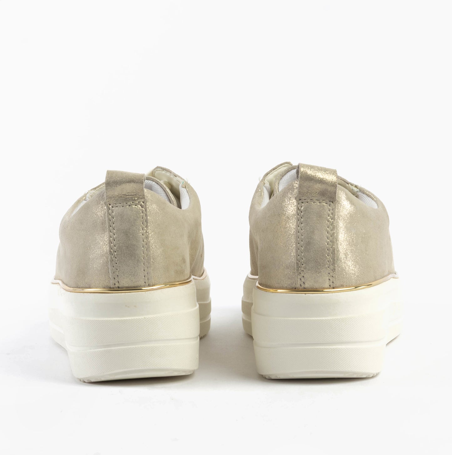 D1C03-60 Womens Trainers Gold
