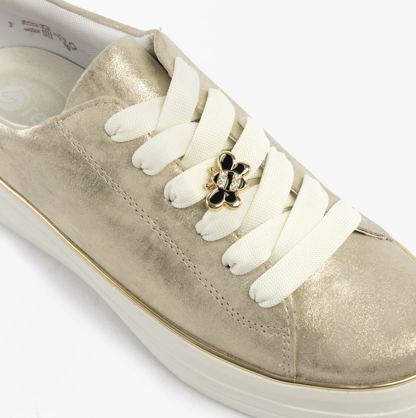 D1C03-60 Womens Trainers Gold