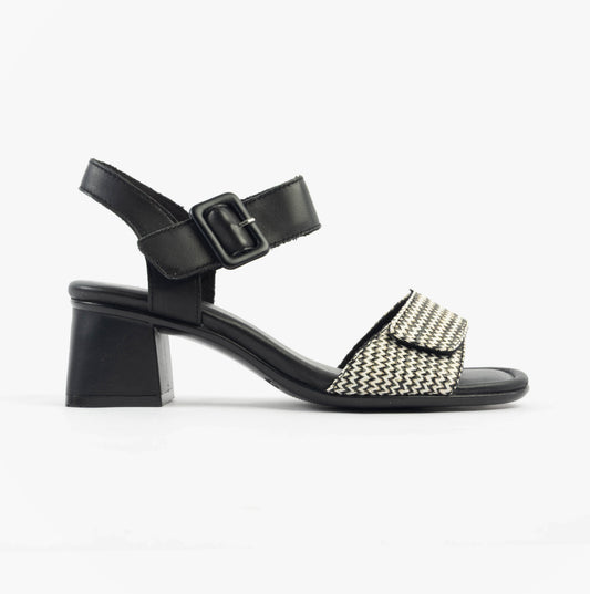 D1K51-03 Womens Sandals Black Combination