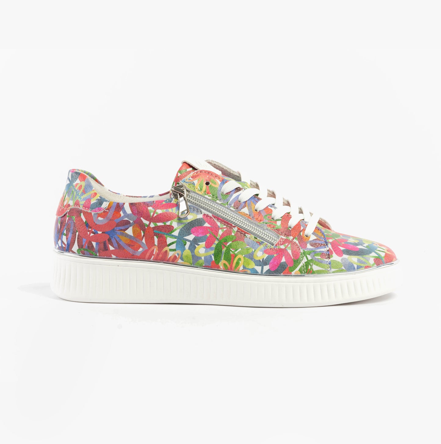 D2E02-90 Womens Trainers Multi