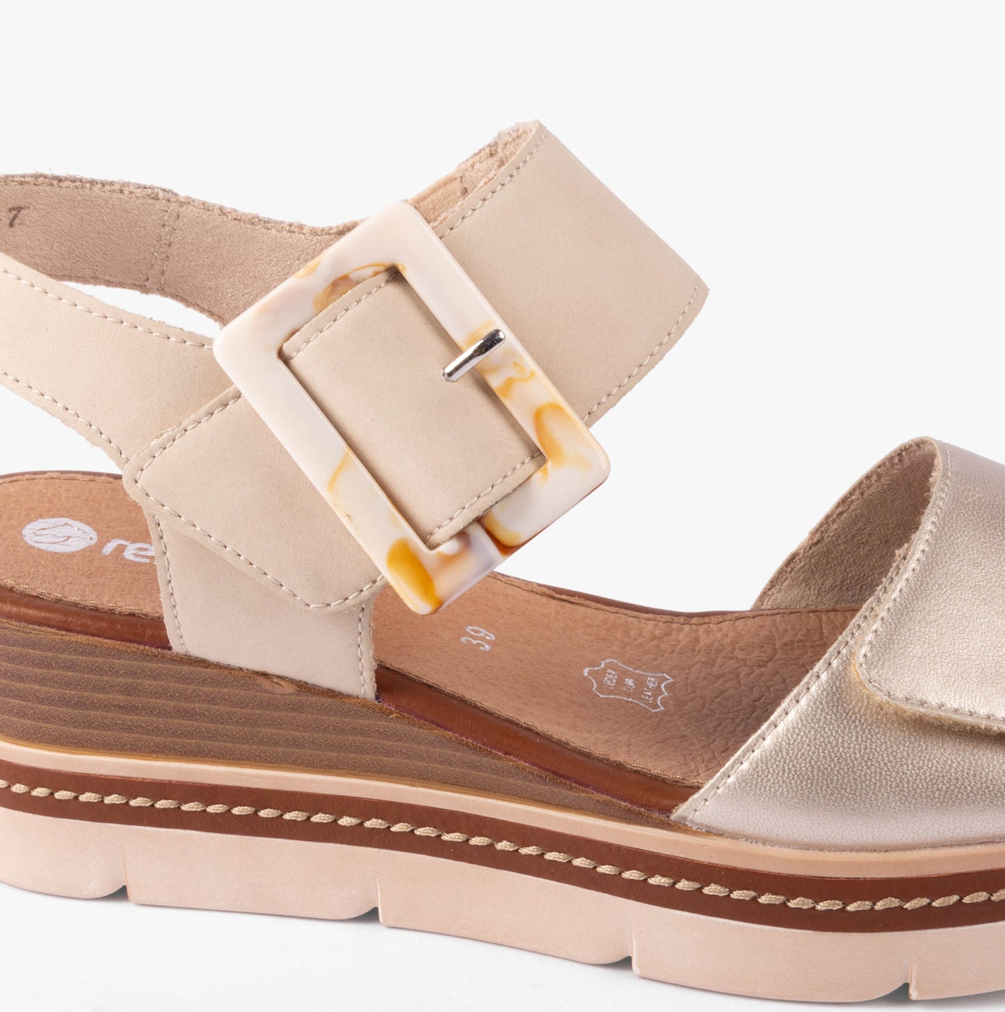 D2L53-60 Womens Sandals Beige
