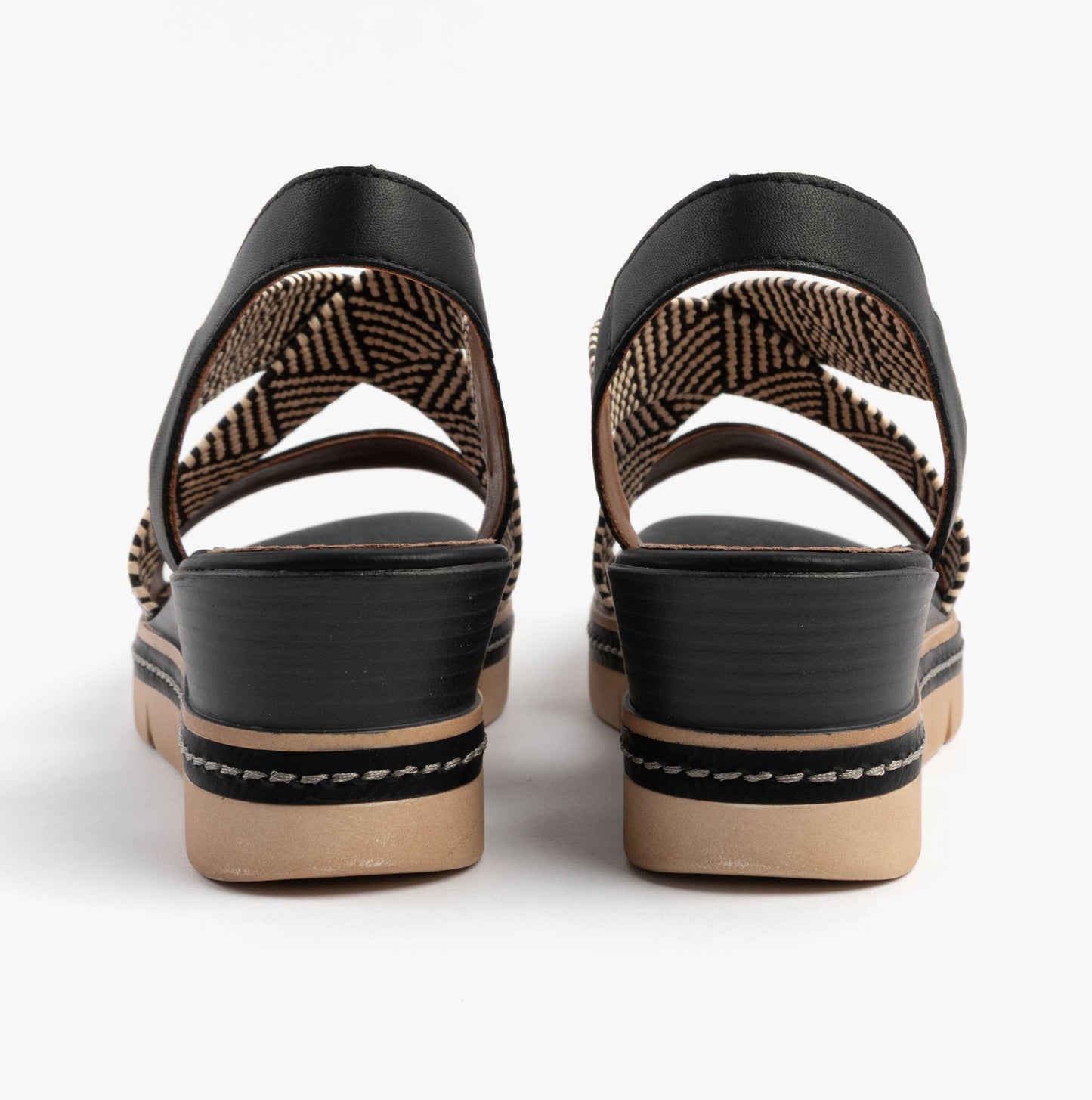 D2L54-03 Womens Sandals Black Combination