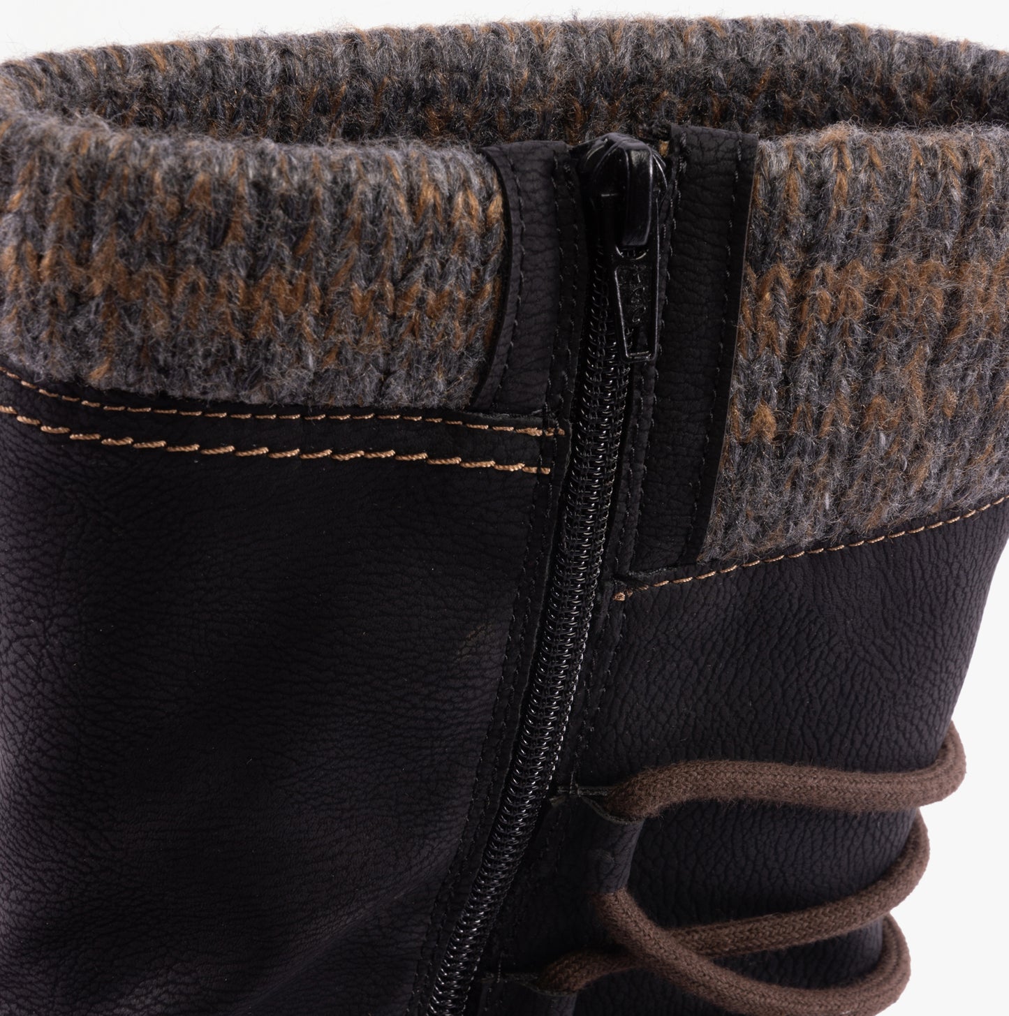 D8070-01 Womens Boots Black