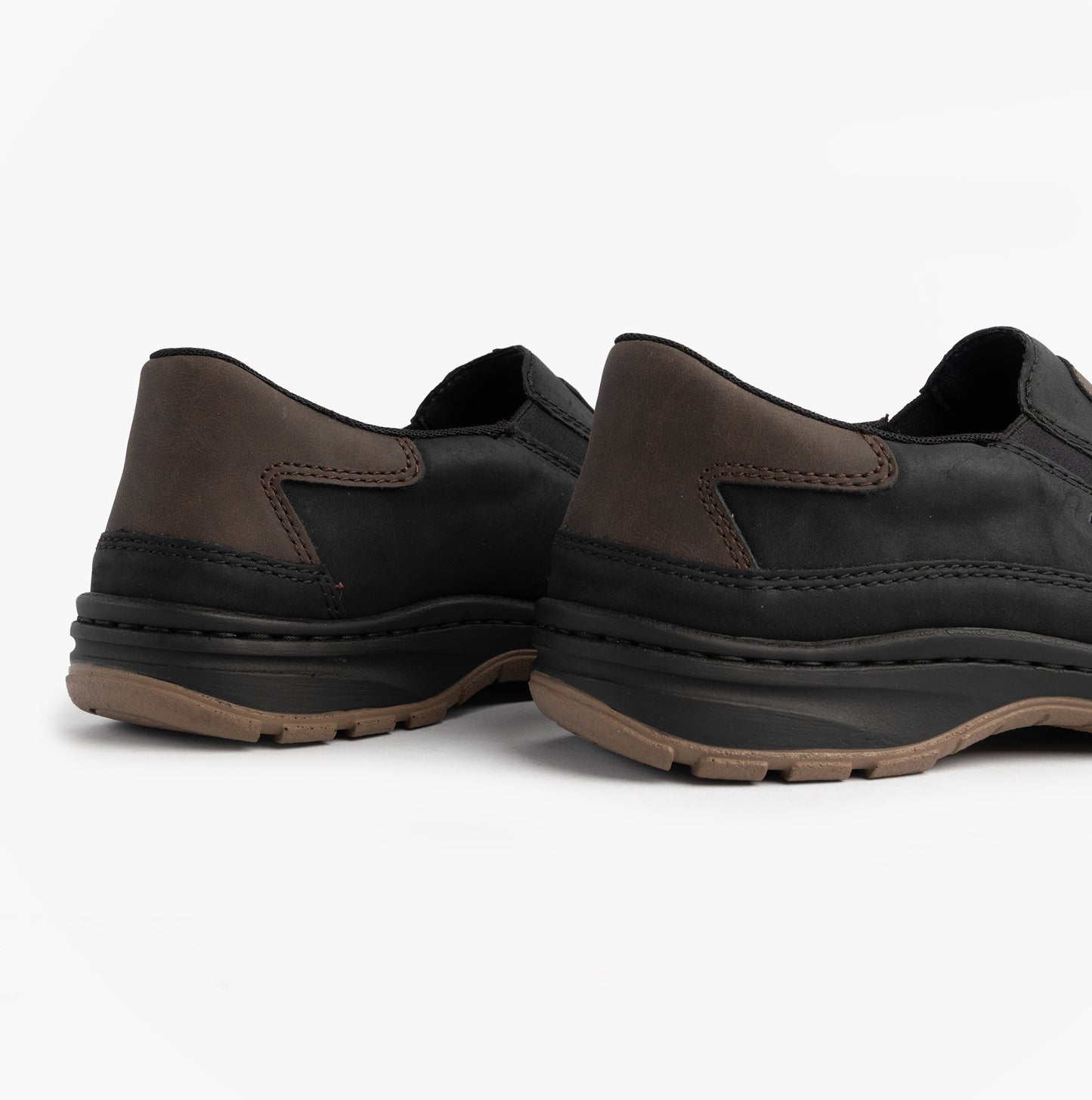 03365-00 Mens Moccasins Slip-On Shoes Black