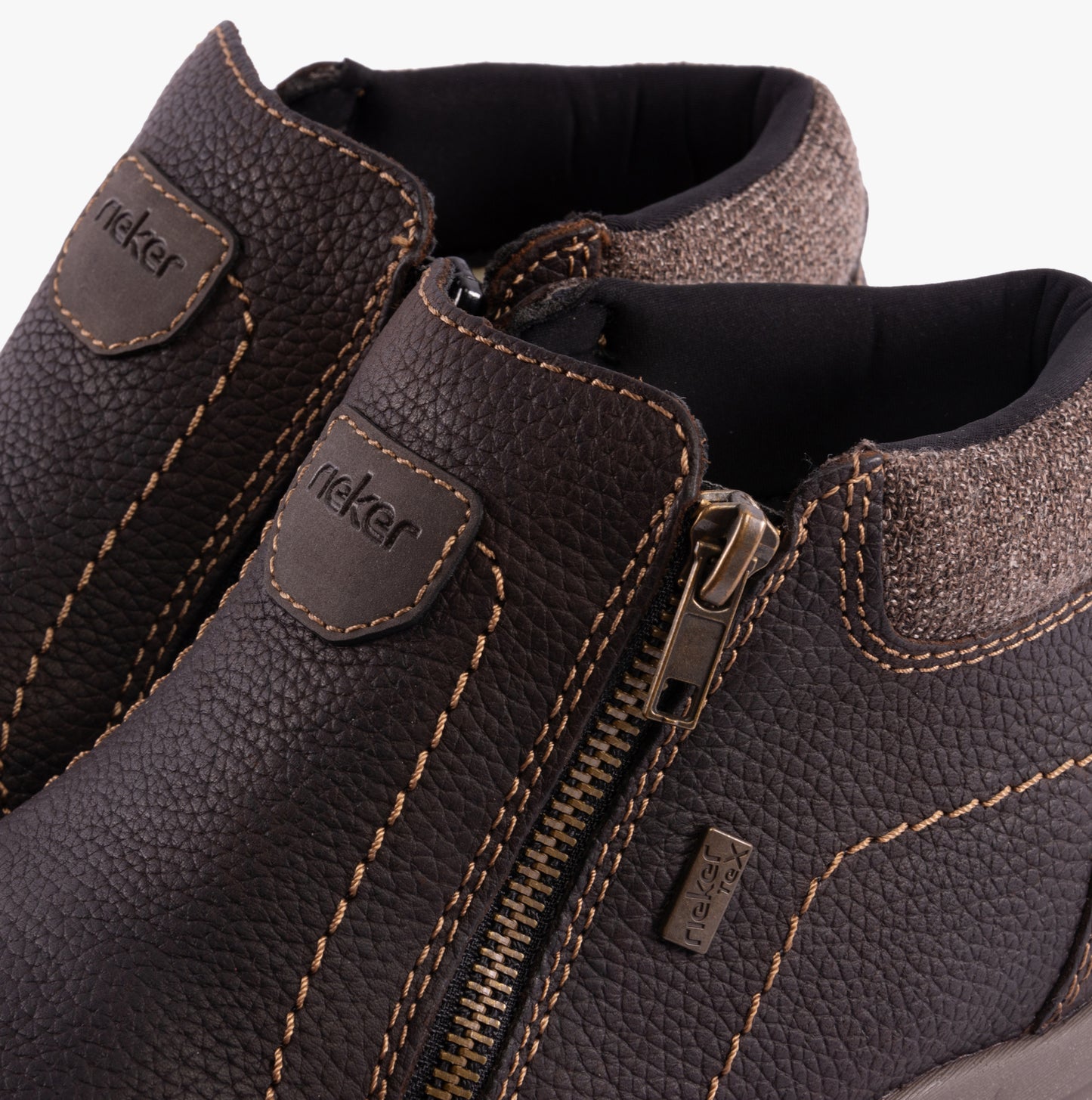 03660-25 Mens Boots Brown