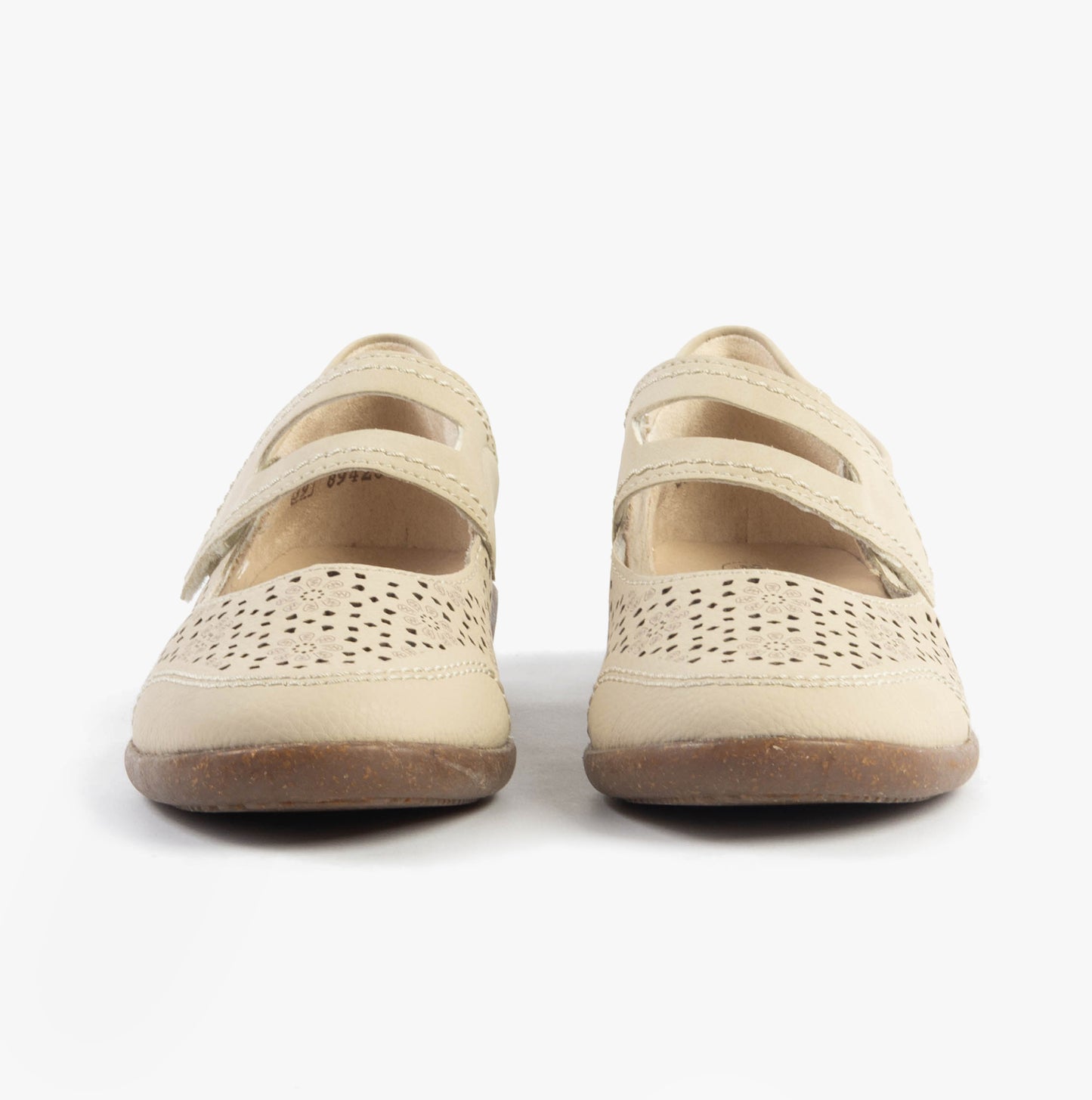 47675-60 Womens Shoes Beige