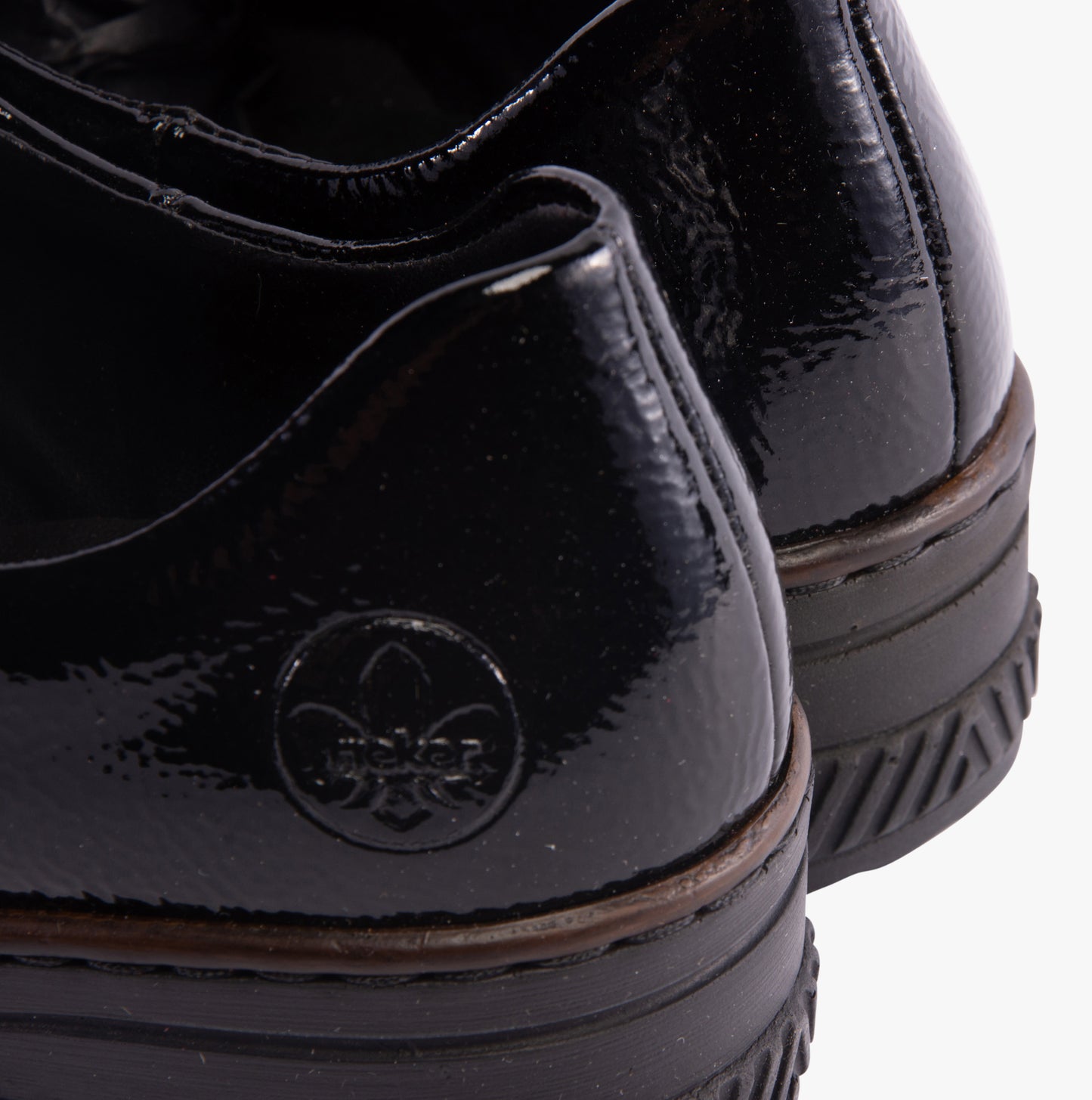 487C0-00 Womens Shoes Black