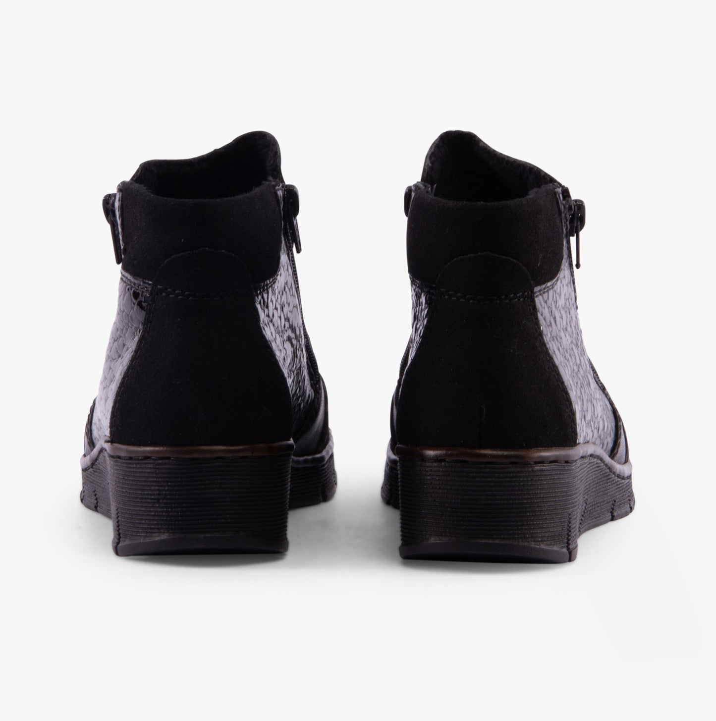 53782-00 Womens Boots Black