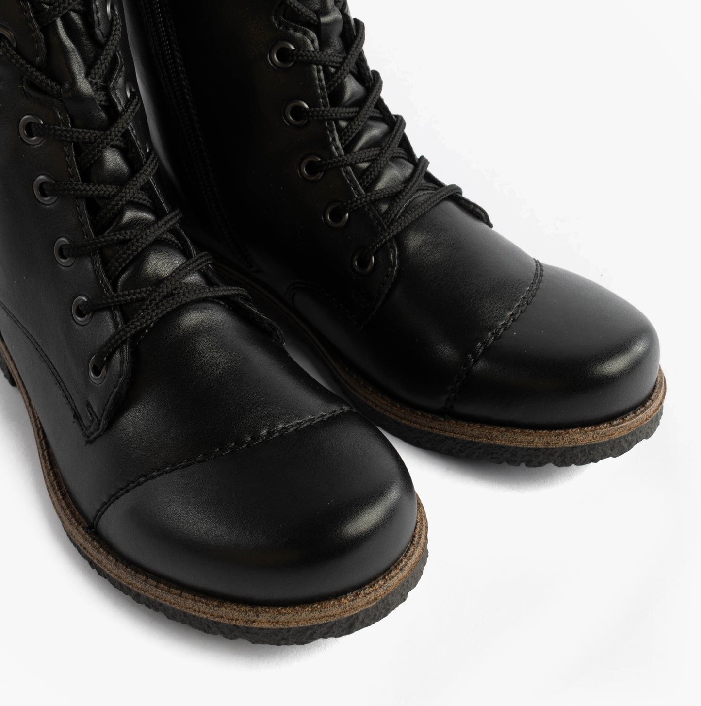 73570-00 Womens Boots Black